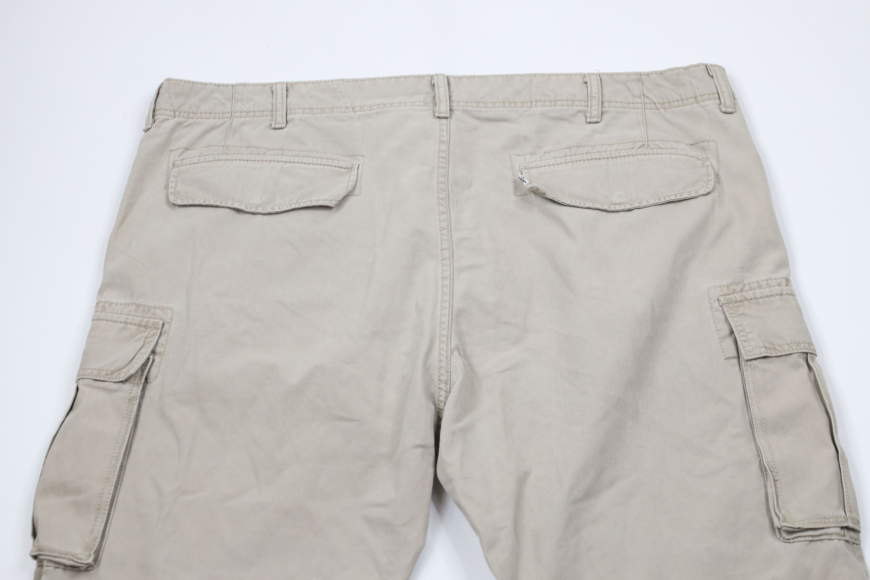 Levi's × Vintage Vintage Y2K Levis Fit Wide Leg Cargo Pants Beige Cotton Size US 44 / EU 60 - 12 Thumbnail