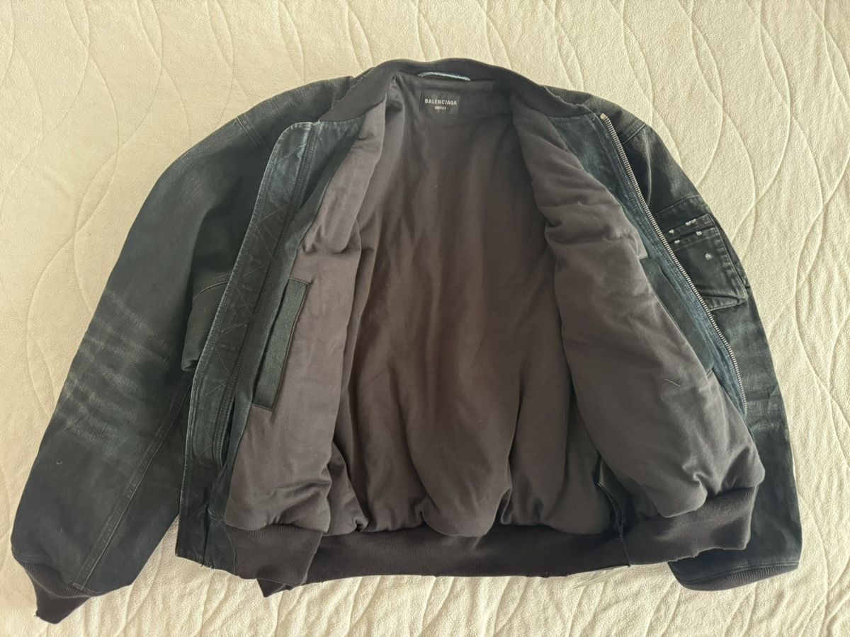 Balenciaga Balenciaga Padded Denim Bomber Jacket, M – CROC (Black/Blue) Size US M / EU 48-50 / 2 - 4 Thumbnail
