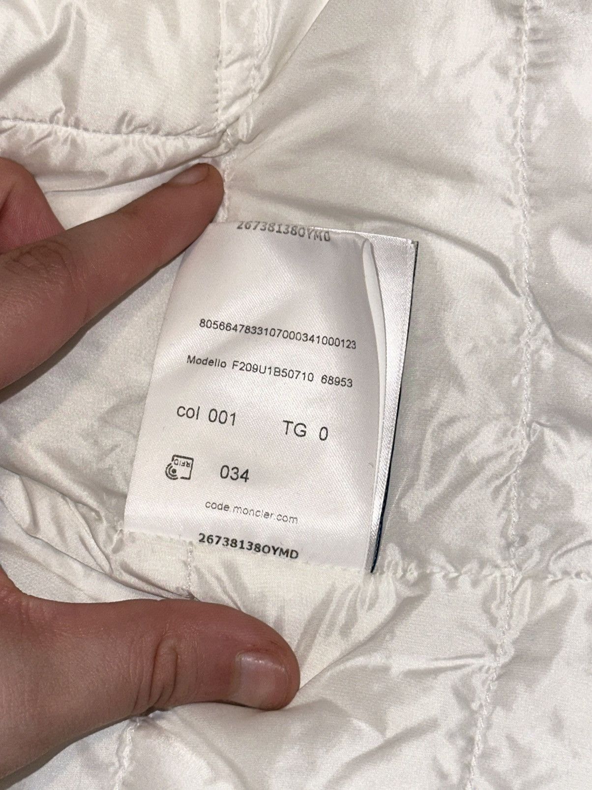 Moncler Moncler Lightweight Jacket Long Sleeve White Size US S / EU 44-46 / 1 - 15 Thumbnail