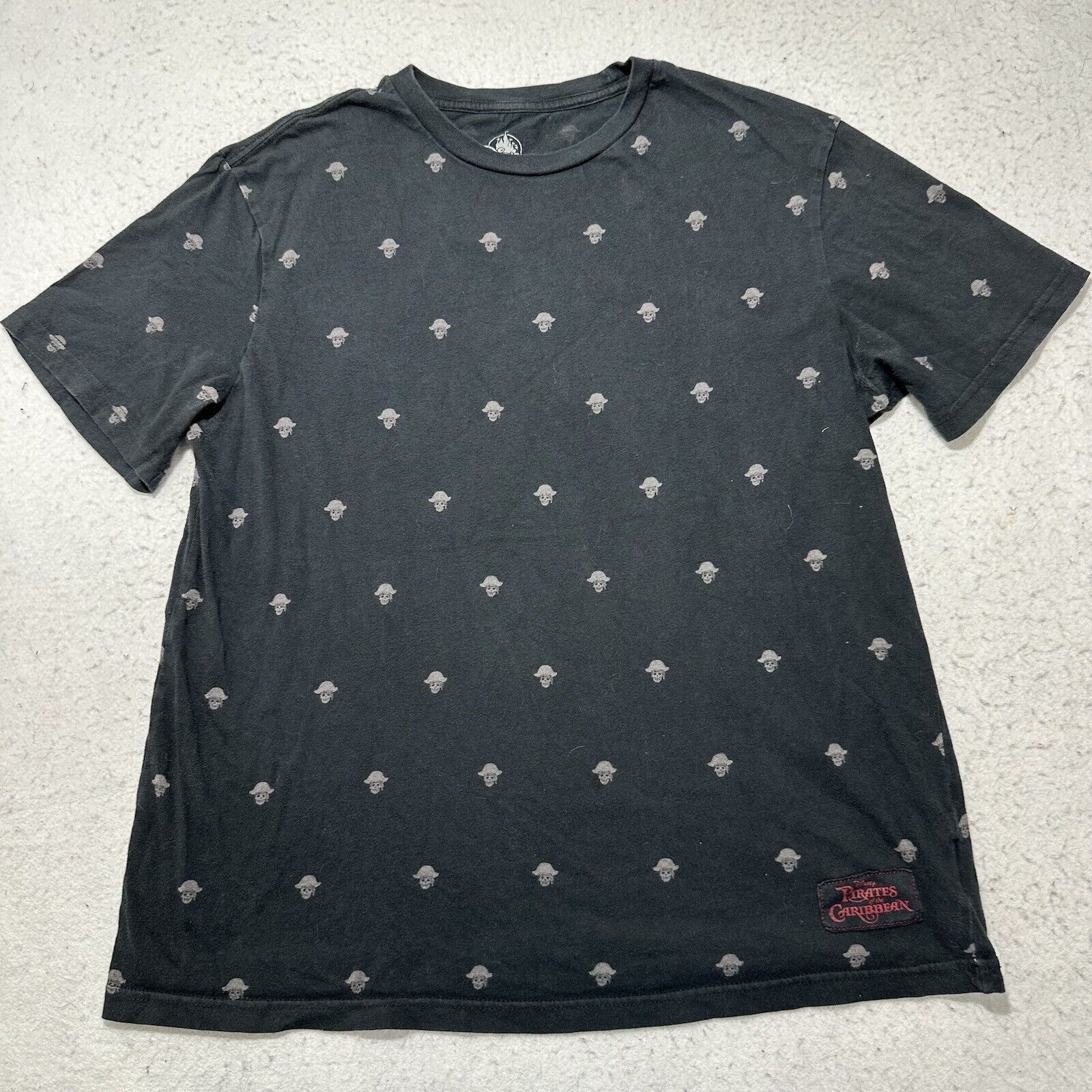 Disney Disney Medium Pirates of the Caribbean Skull Pattern T Shirt Size US M / EU 48-50 / 2 - 1 Thumbnail