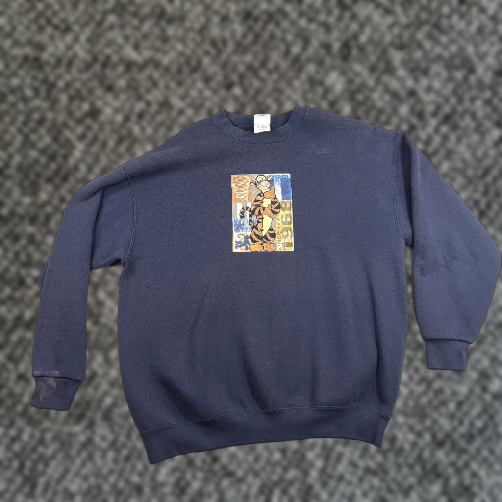 Disney VINTAGE Disney Winnie The Pooh Sweatshirt Tigger XL Crewneck Blue Cotton Polyester Fleece Graphic Print Unisex Adults Pullover Sweatshirt Size US XL / EU 56 / 4 - 1 Thumbnail