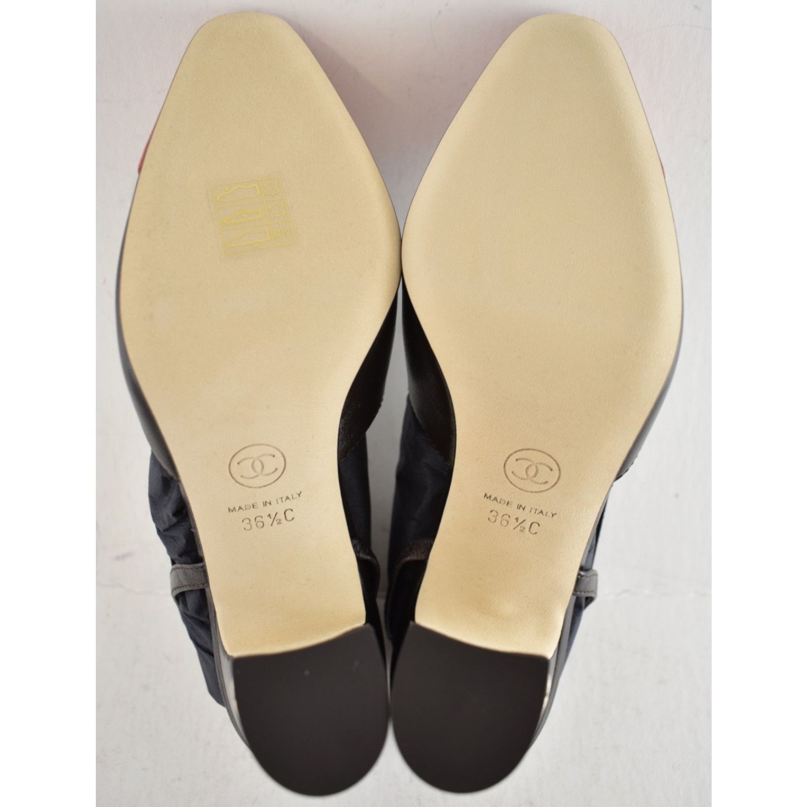 Chanel Chanel 26S Blazy Red CC Slingback Block Heel Pump 36.5c Size US 6.5 / IT 36.5 - 19 Thumbnail