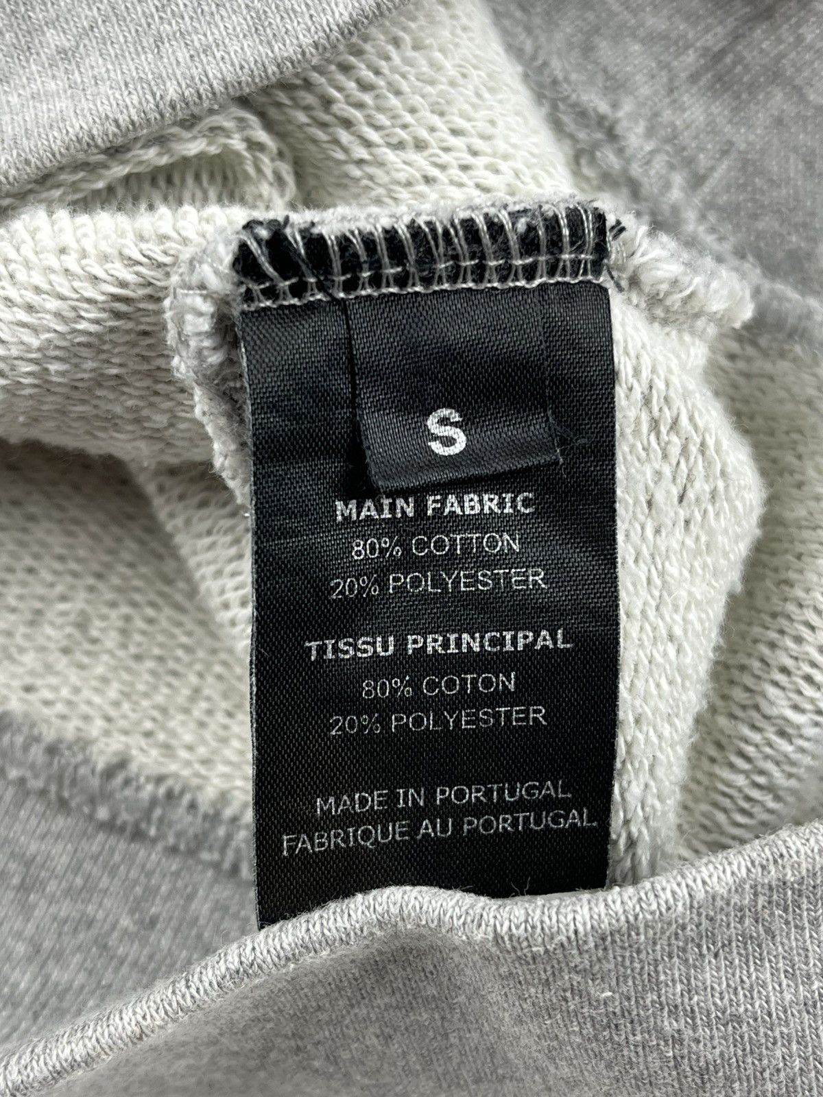 Vetements AW18 Vetements Misplaced Logo Cropped Hoodie Grey Size US S / EU 44-46 / 1 - 11 Thumbnail