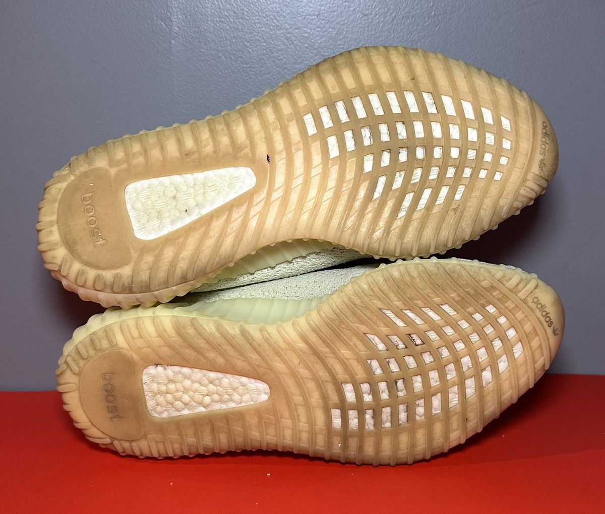 Yeezy Size 10 - Adidas Yeezy Boost 350 V2 Butter Size US 10 / EU 43 - 6 Thumbnail
