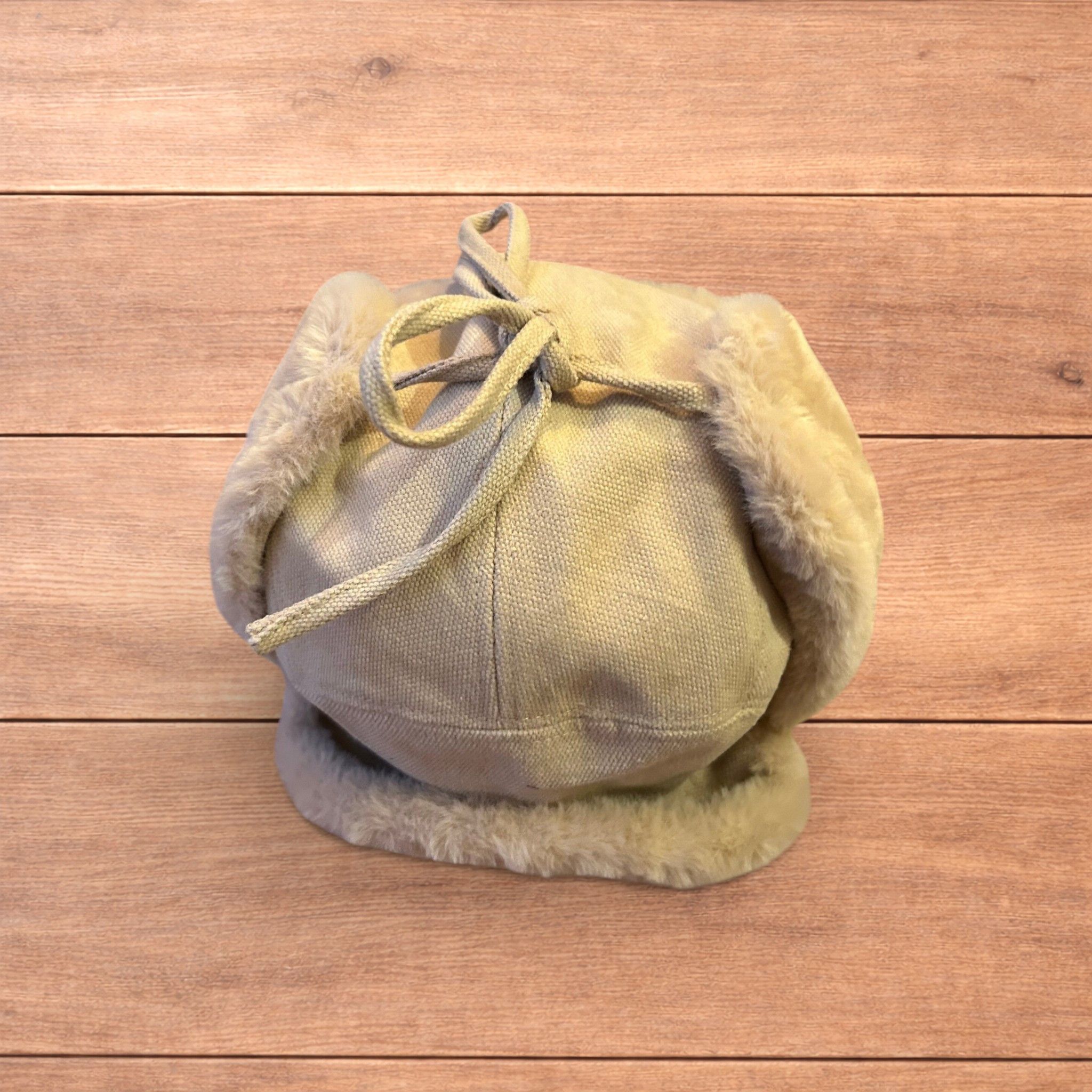 Japanese Brand Russian trapper ear flap hat in cream/beige colour way. Size ONE SIZE - 7 Thumbnail