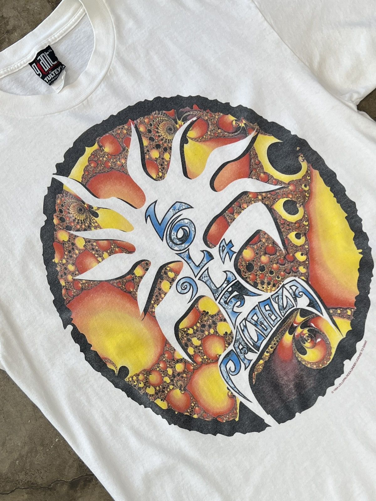 Band Tees Vintage 1994 Lollapalooza Festival Psychedelic Tee XL Size US XL / EU 56 / 4 - 1 Thumbnail