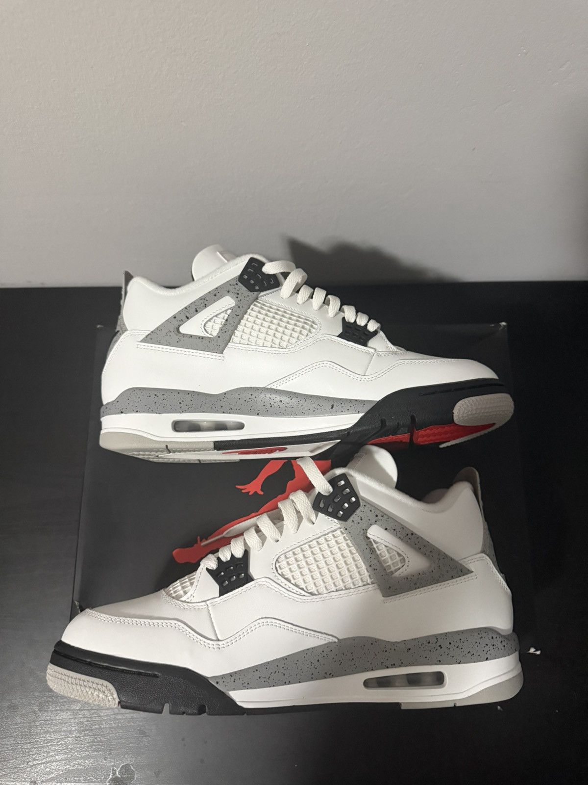 Air Jordan 4 (White Cement)