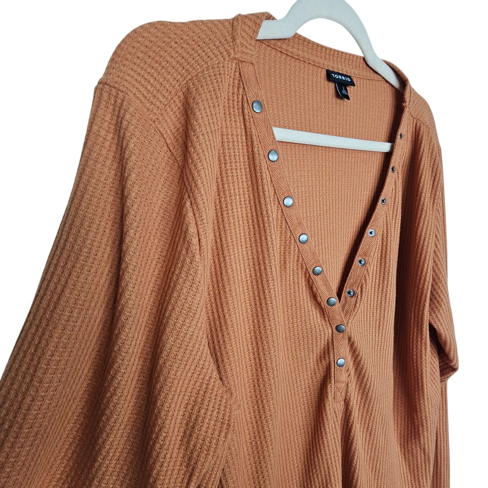 Torrid Torrid Waffle Knit Henley Shirt Plus Size 2X Minimalist Size XXL / US 16-18 / IT 52-54 - 5 Thumbnail