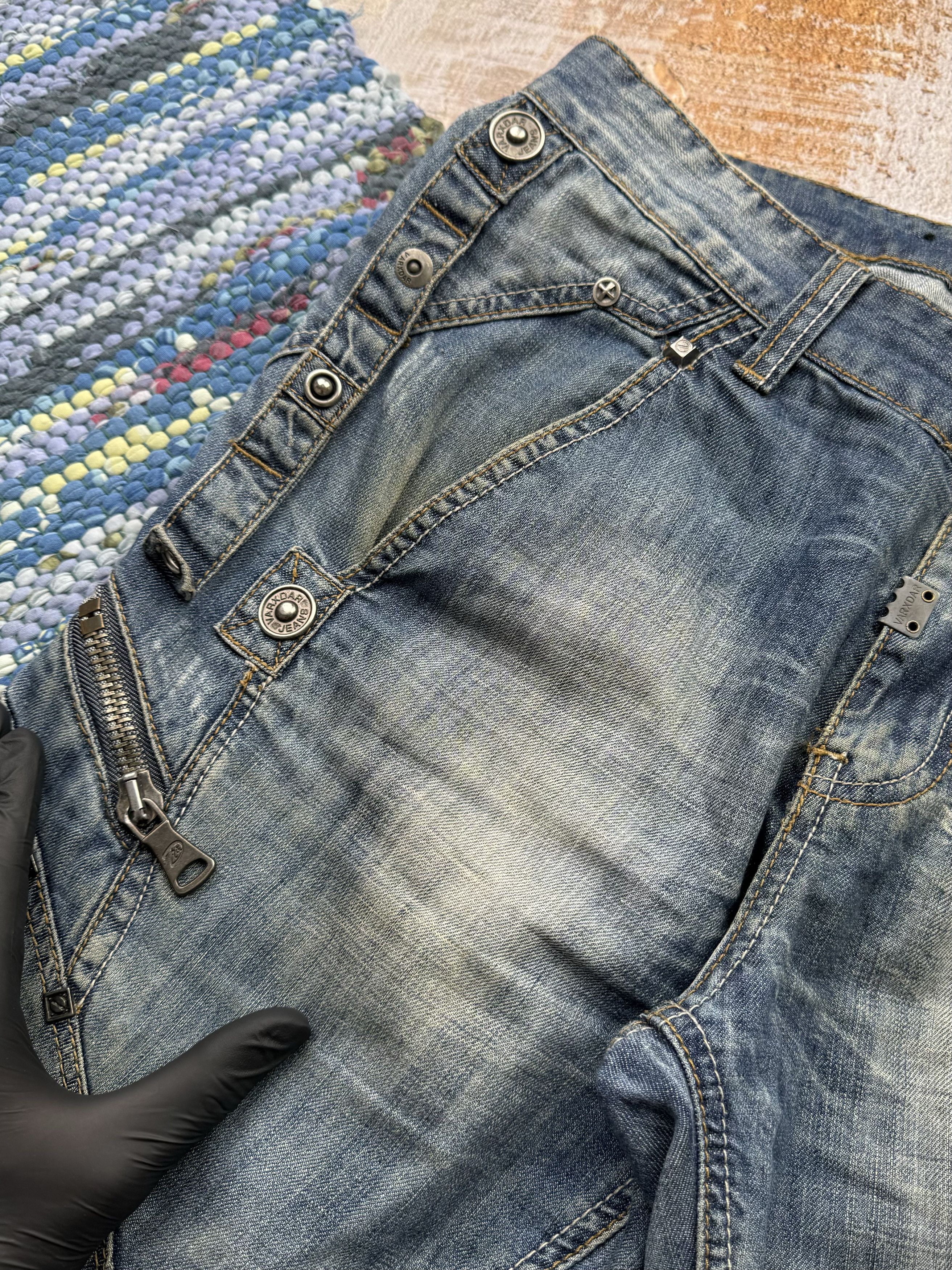 Japanese Brand Vintage Jeans With Many Metal Details A482(368) Size US 31 - 9 Thumbnail