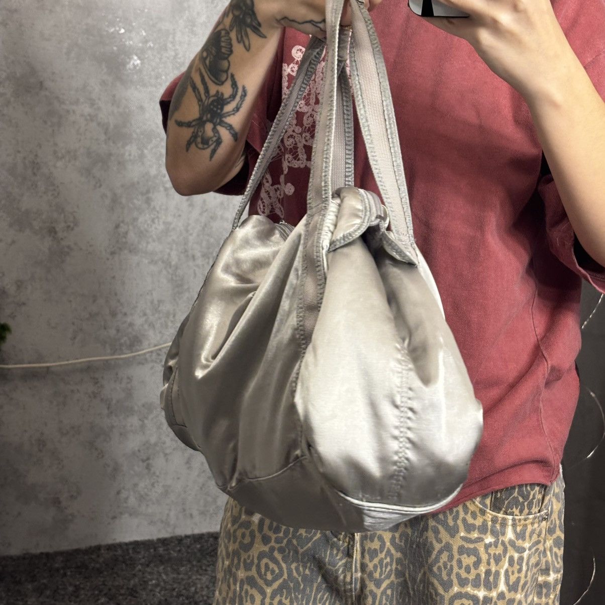 Nike Silver Nike Bag Mega Beauty Size ONE SIZE - 11 Thumbnail