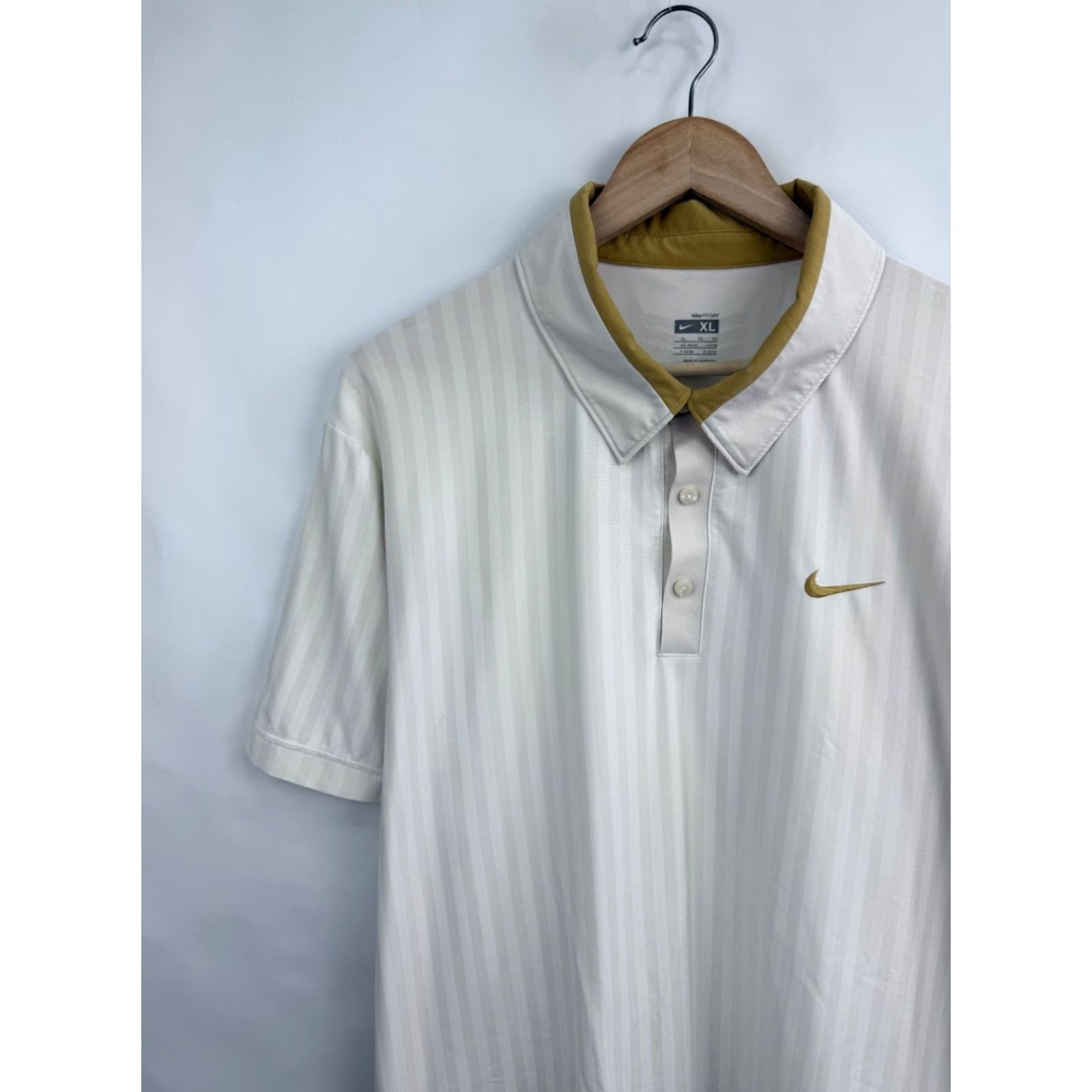 Nike Nike RF Wimbledon Polo XL White/Gold Men's Tennis Shirt Size US XL / EU 56 / 4 - 4 Thumbnail