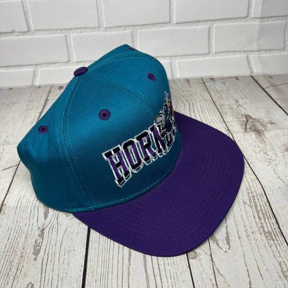 Adidas Vintage Charlotte Hornets NBA Adidas Hat Snapback Size ONE SIZE - 3 Thumbnail