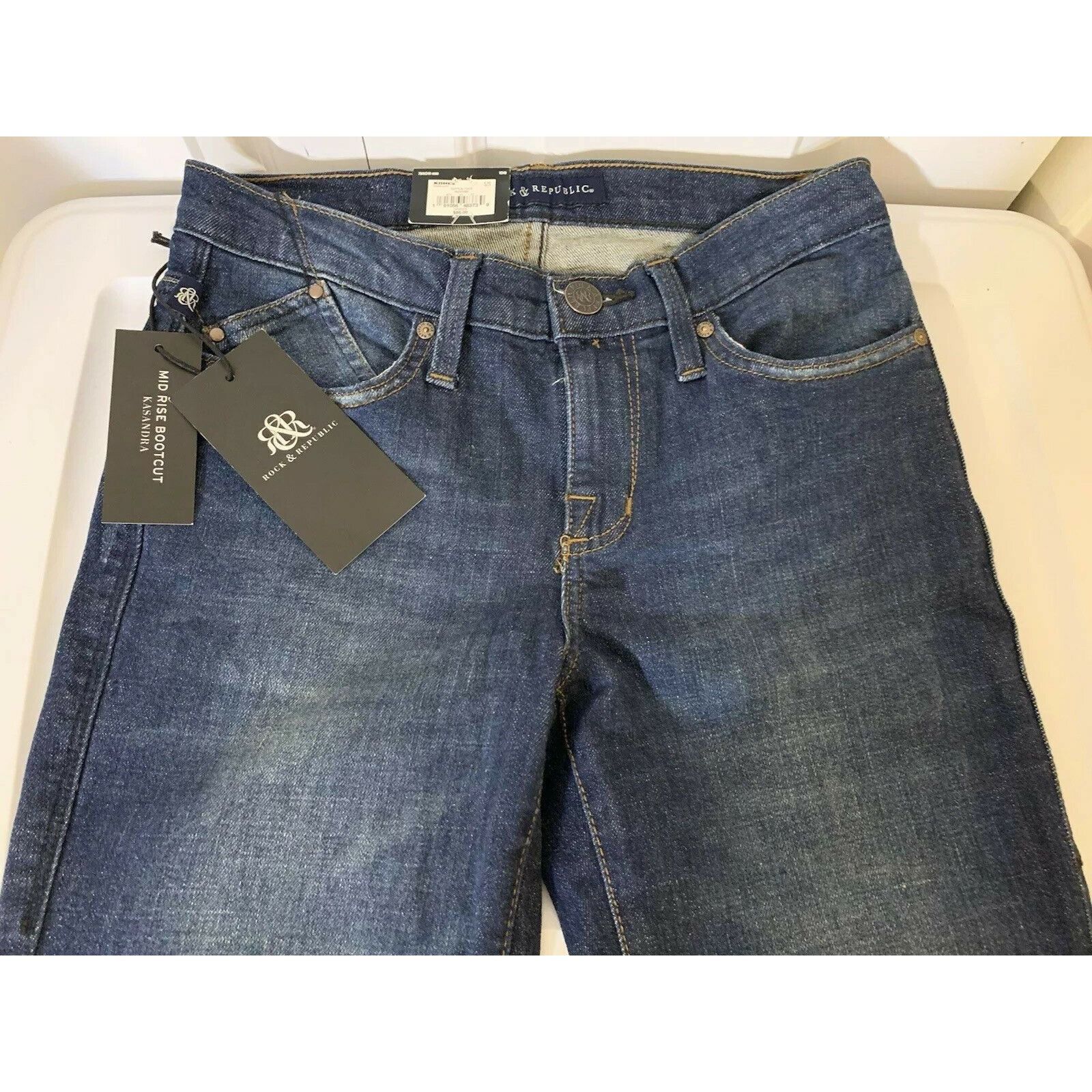 Rock Revival Rock & Republic Women's Sz 4M mid rise bootcut tattle-tale K Size 27" / US 4 / IT 40 - 3 Thumbnail