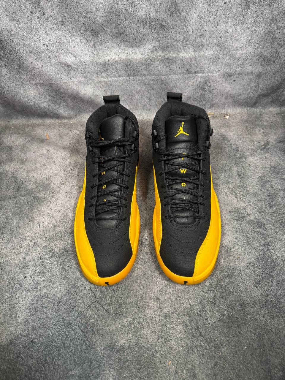 Jordan Brand Size 9 | Jordan 12 University Gold No Box | Pre-Owned Size US 9 / EU 42 - 2 Thumbnail