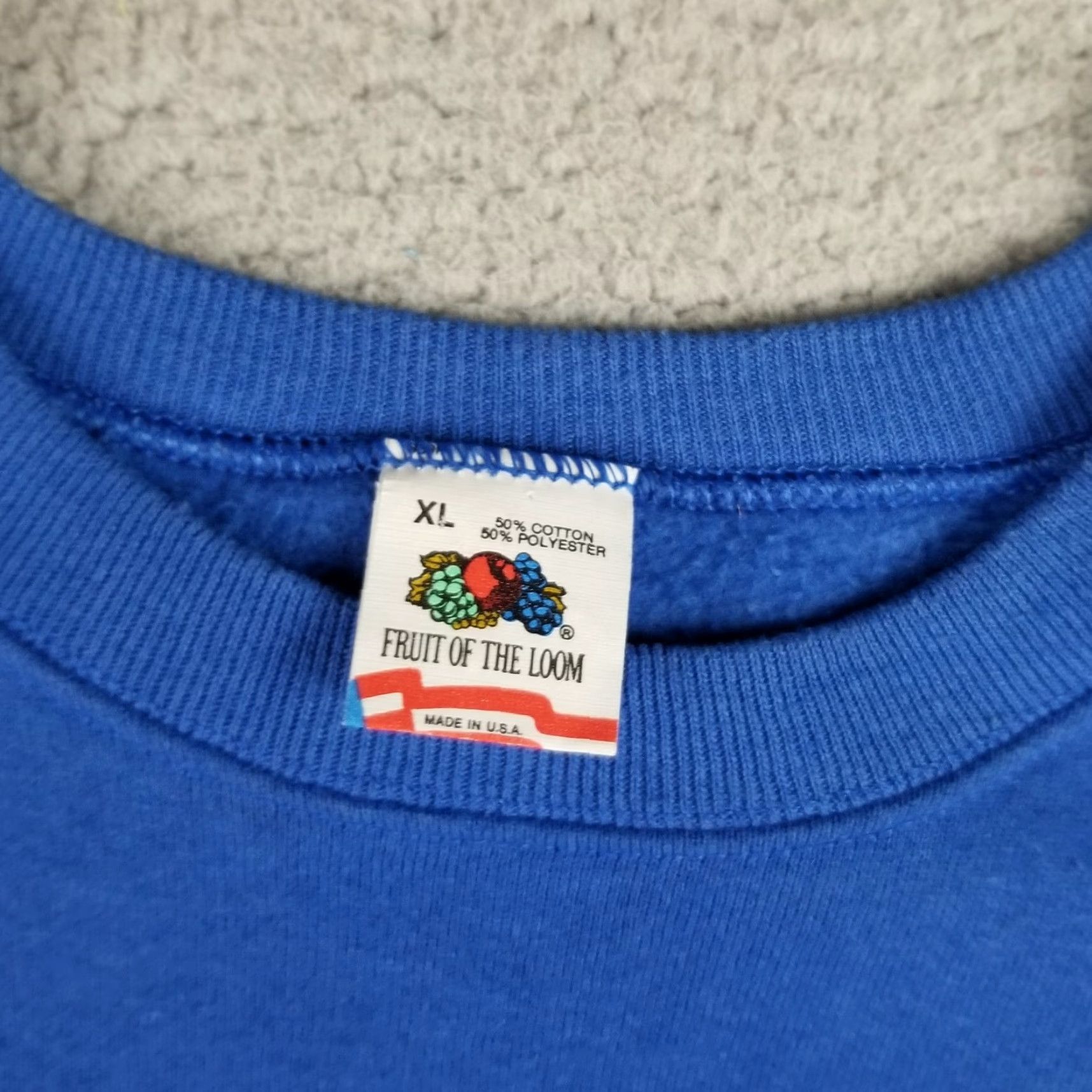 Fruit Of The Loom Vintage Endangered Species Sweatshirt Unisex L Blue Cotton Blend Knit Crewneck Pullover 90s Animals Seals Graphic Print USA Brand Fruit of the Loom Size US L / EU 52-54 / 3 - 3 Thumbnail