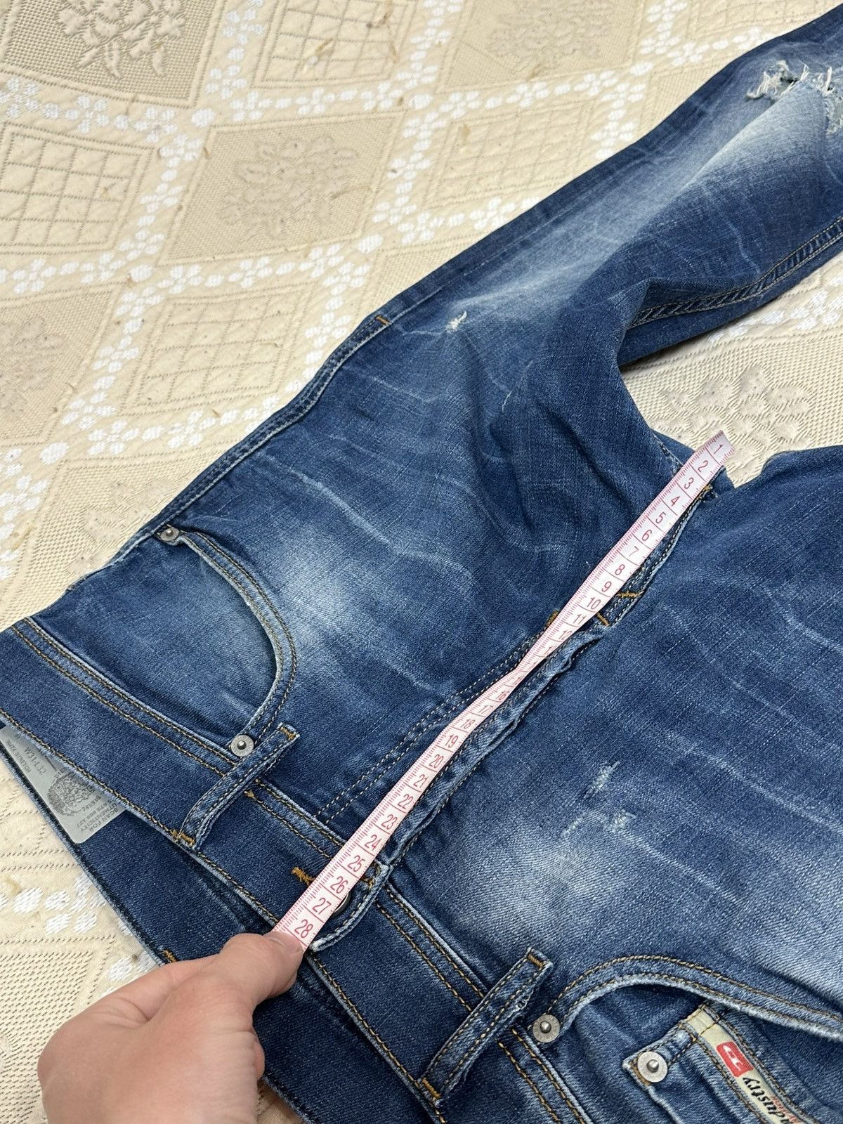 Diesel 🔥 DIESEL TEPPHAR Vintage Slim Carrot Jeans Pants Denim Size US 31 - 8 Thumbnail
