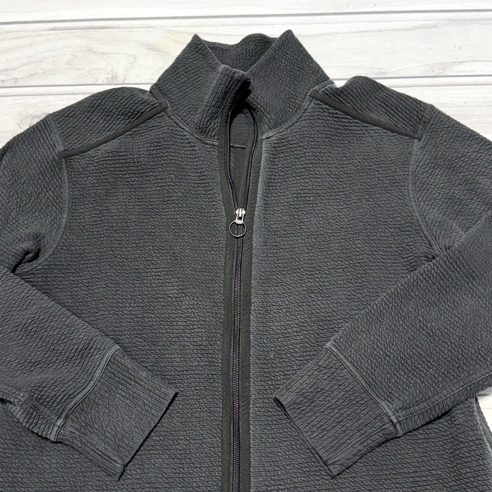 Lululemon VINTAGE? No — Sorry need to avoid. Size L / US 10 / IT 46 - 2 Thumbnail