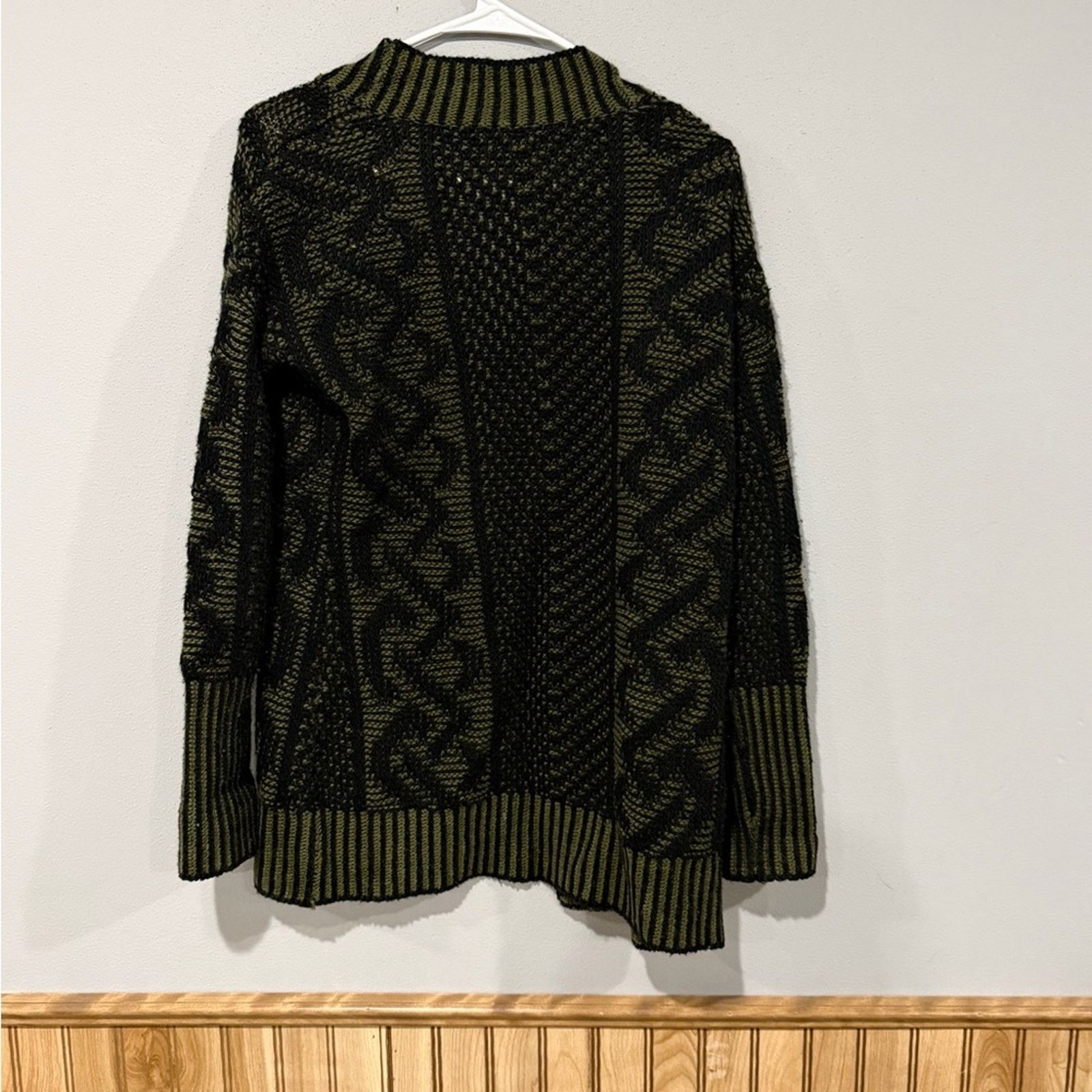 Other Romeo + Juliet Couture Green & Black Knit Cardigan Sz Small Size S / US 4 / IT 40 - 4 Thumbnail