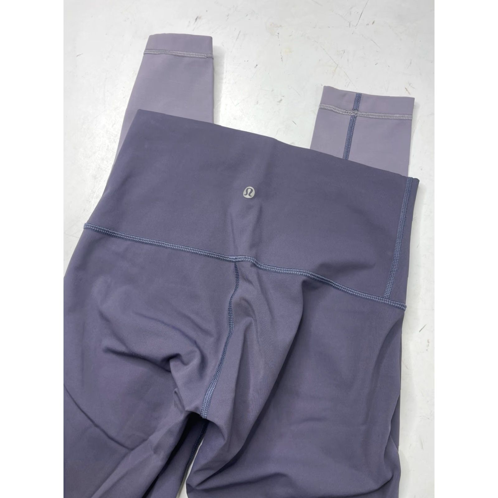 Lululemon Lululemon Wunder Under Leggings Hi-Rise Ombre Greyvy Grey Purple Size 6 Women Full On Luxtreme Size 28" / US 6 / IT 42 - 2 Thumbnail