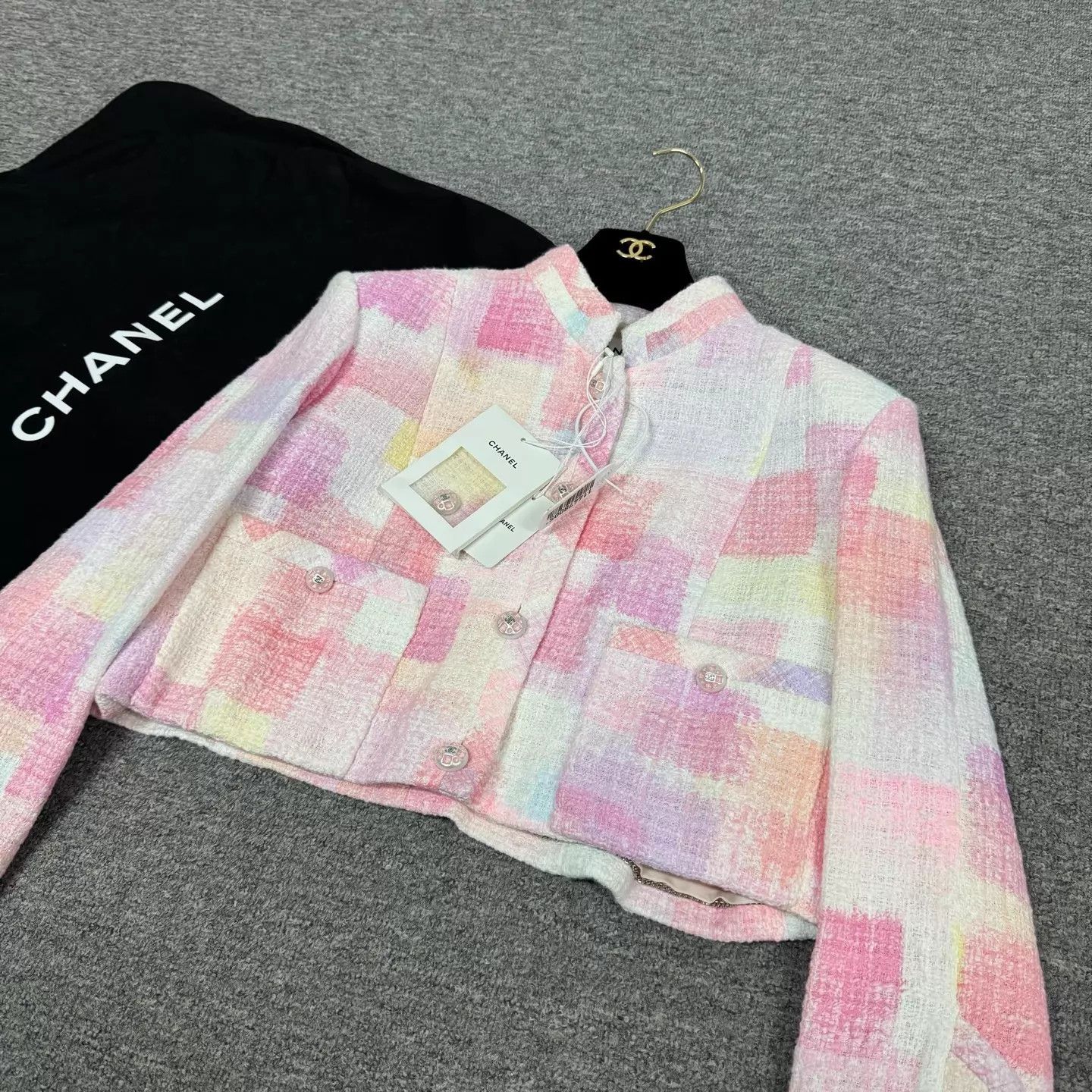 Chanel Chanel women's pink mosaic tweed short jacket Size M / US 6-8 / IT 42-44 - 4 Thumbnail