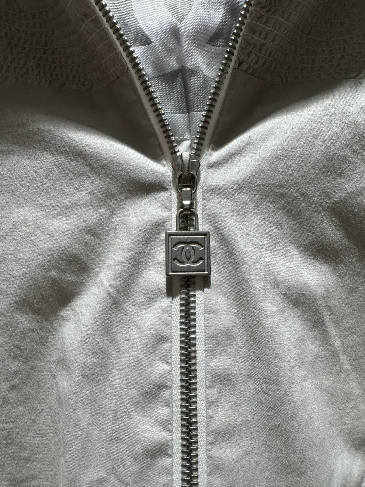 Chanel Chanel Sport 2000s Archive Windbreaker CC Logo Jacket Size US M / EU 48-50 / 2 - 6 Thumbnail