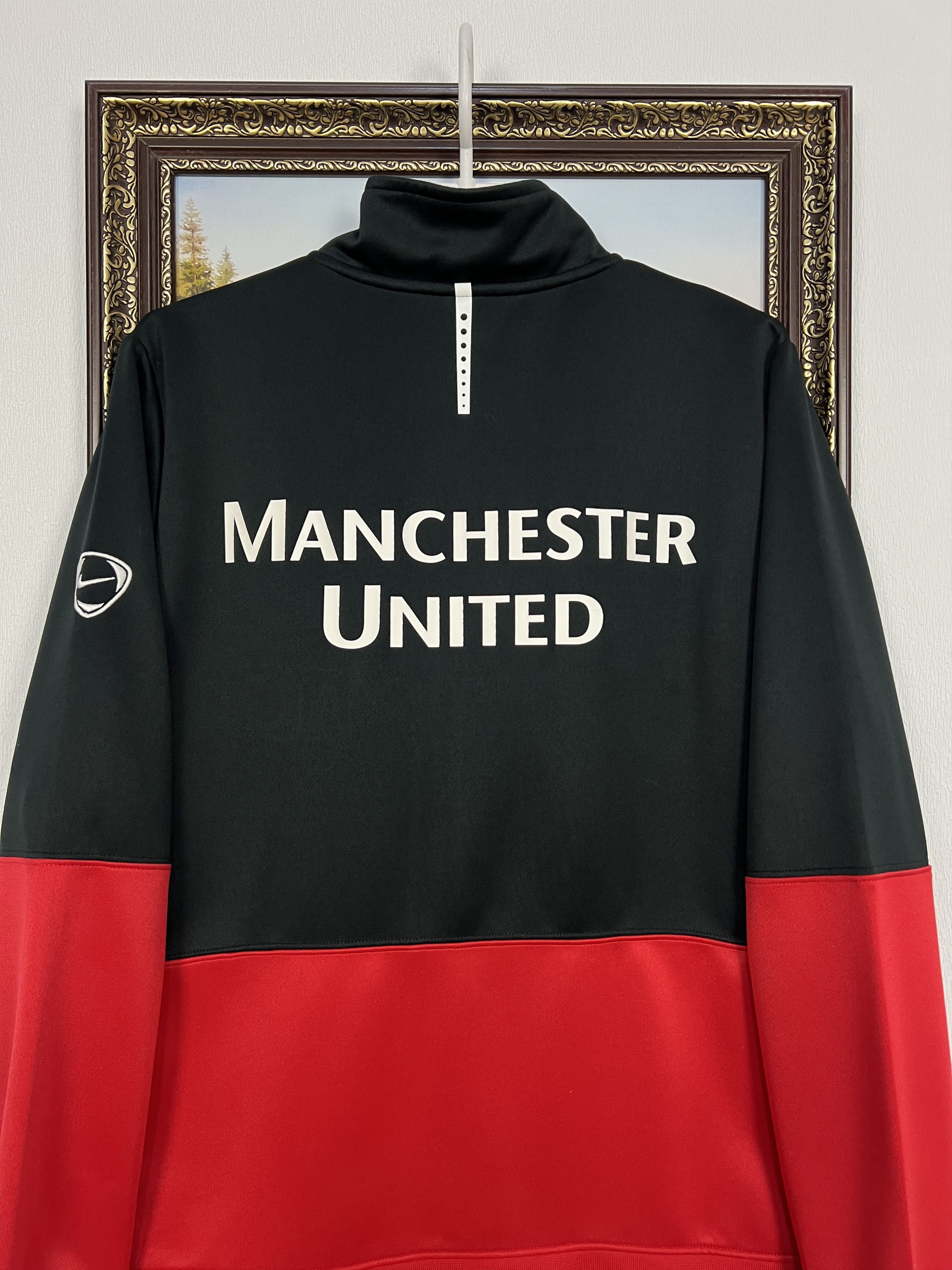 Nike Vintage Nike Manchester United Football Jacket Soccer Size US M / EU 48-50 / 2 - 14 Thumbnail