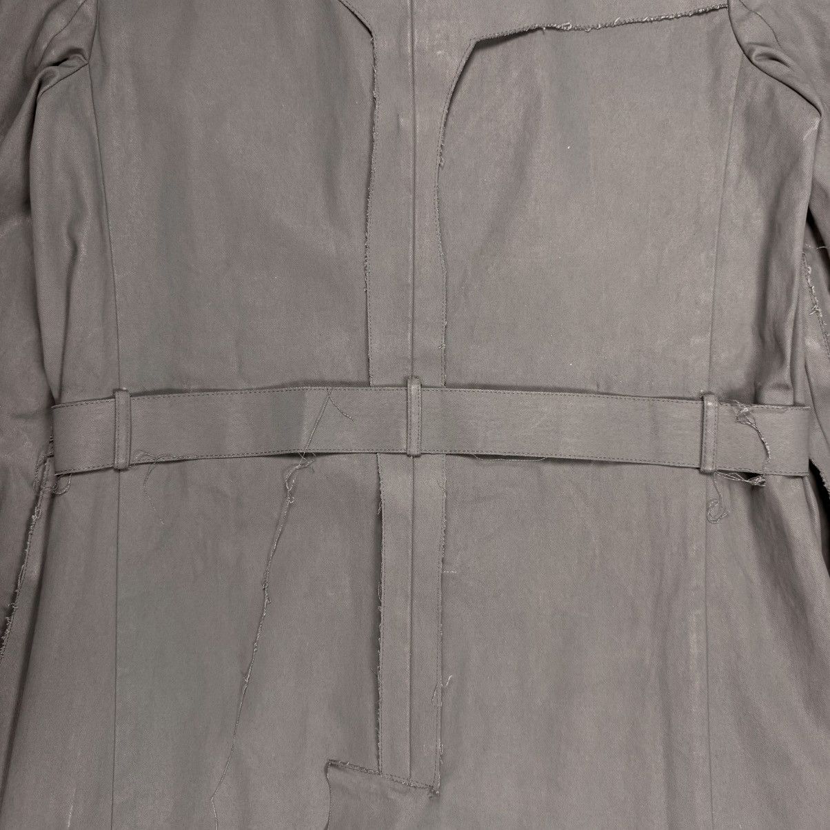 Hussein Chalayan Hussein Chalayan - FW02 Deconstructed Waxed Coat Size US M / EU 48-50 / 2 - 5 Thumbnail