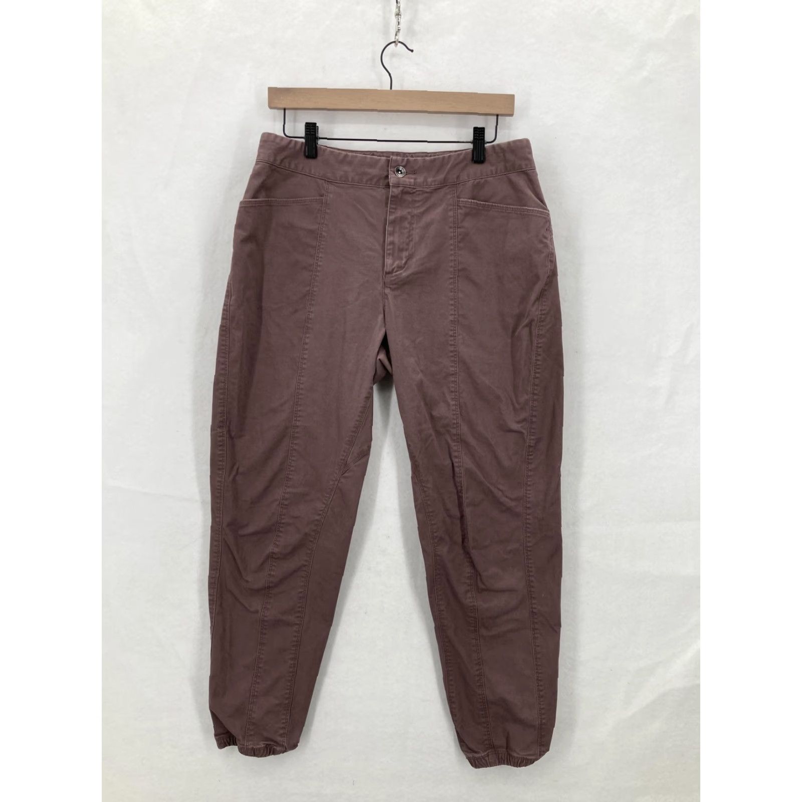 Mountain Hardwear Mountain Hardwear Pants Womens 8 Mauve Jogger Hiking Outdoor Travel Workwear Tapered Zip Pockets Stretch Casual Size 30" / US 8 / IT 44 - 2 Thumbnail
