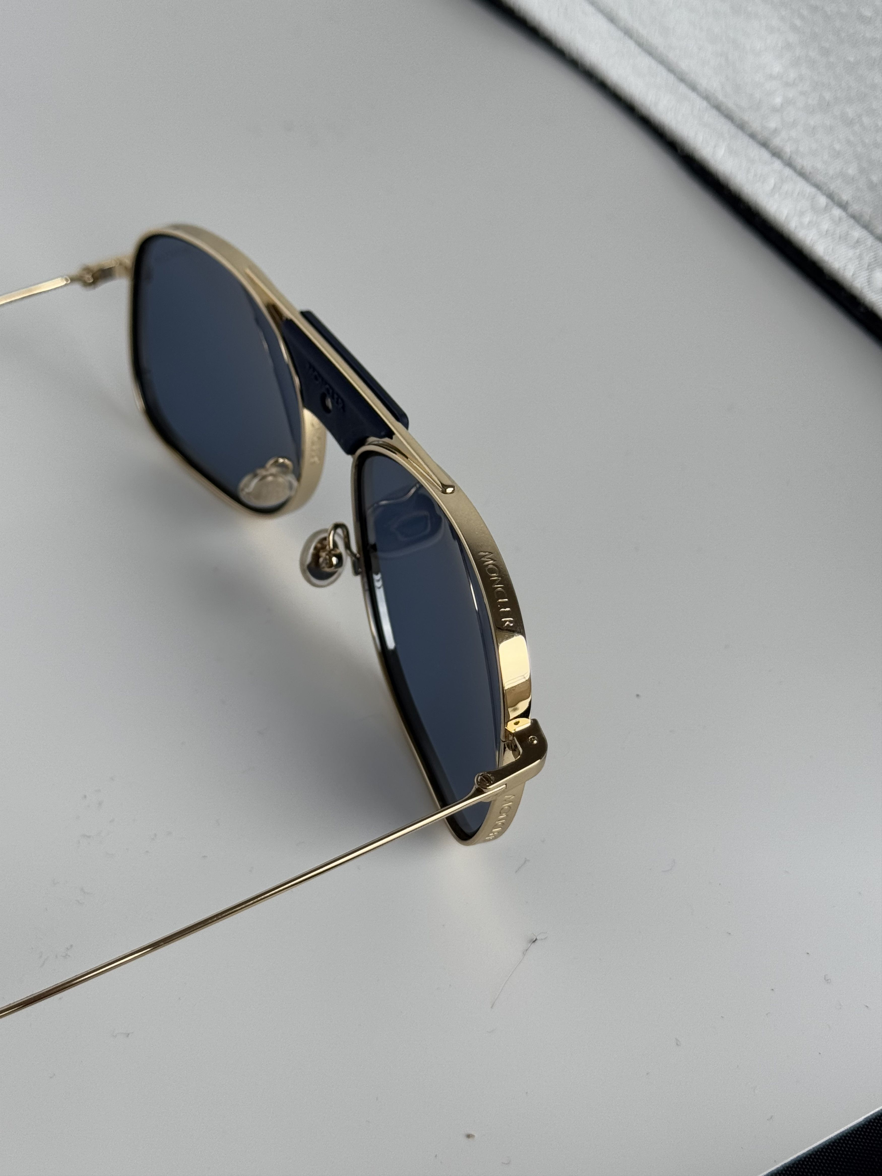 Moncler Moncler Sunglasses Size ONE SIZE - 5 Thumbnail