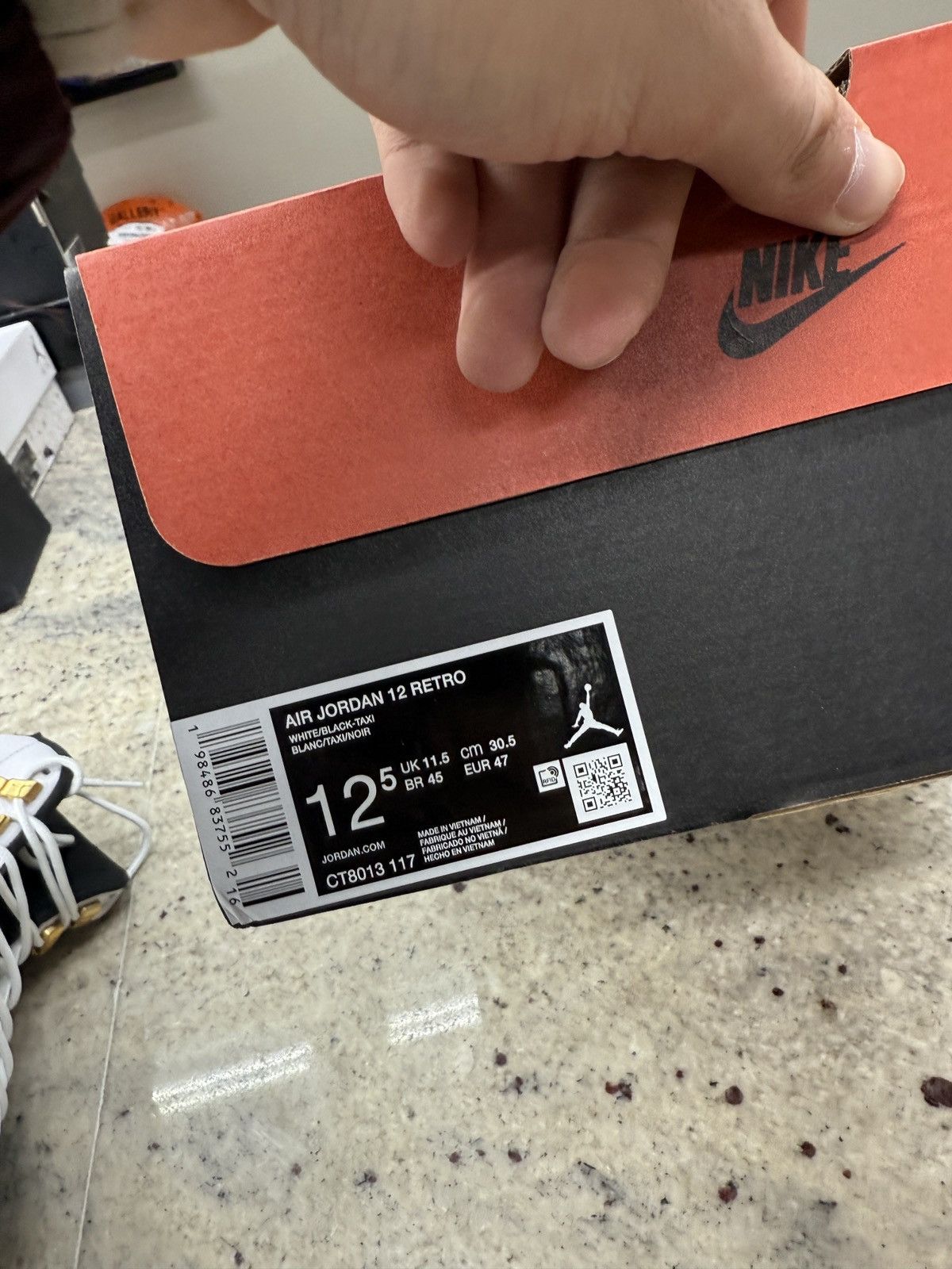 Jordan Brand Air Jordan 12 Retro Taxis Size US 12.5 / EU 45-46 - 7 Thumbnail