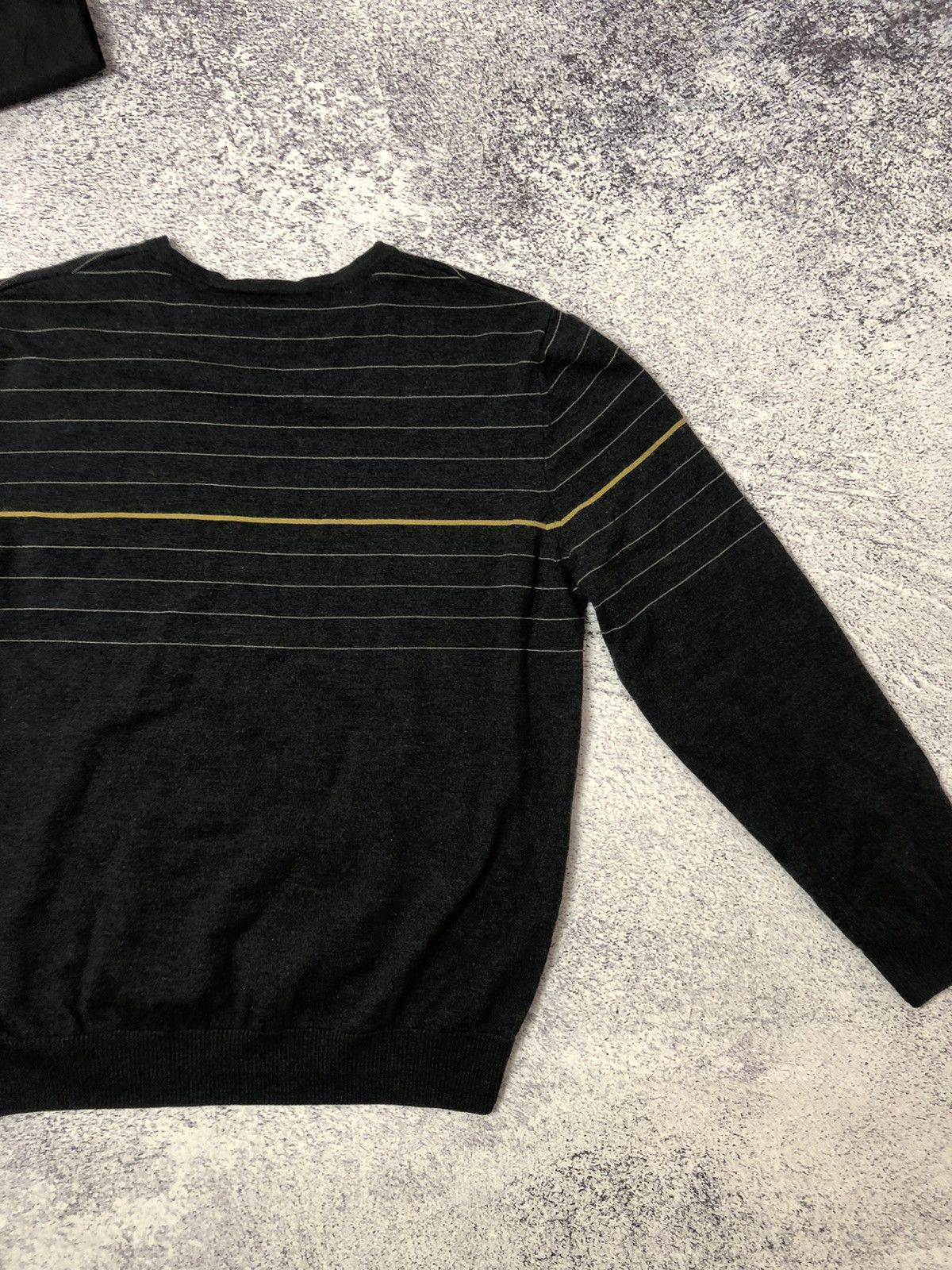 Hugo Boss Men’s Hugo Boss vintage men’s size M y2k casual ykk Size US M / EU 48-50 / 2 - 10 Thumbnail
