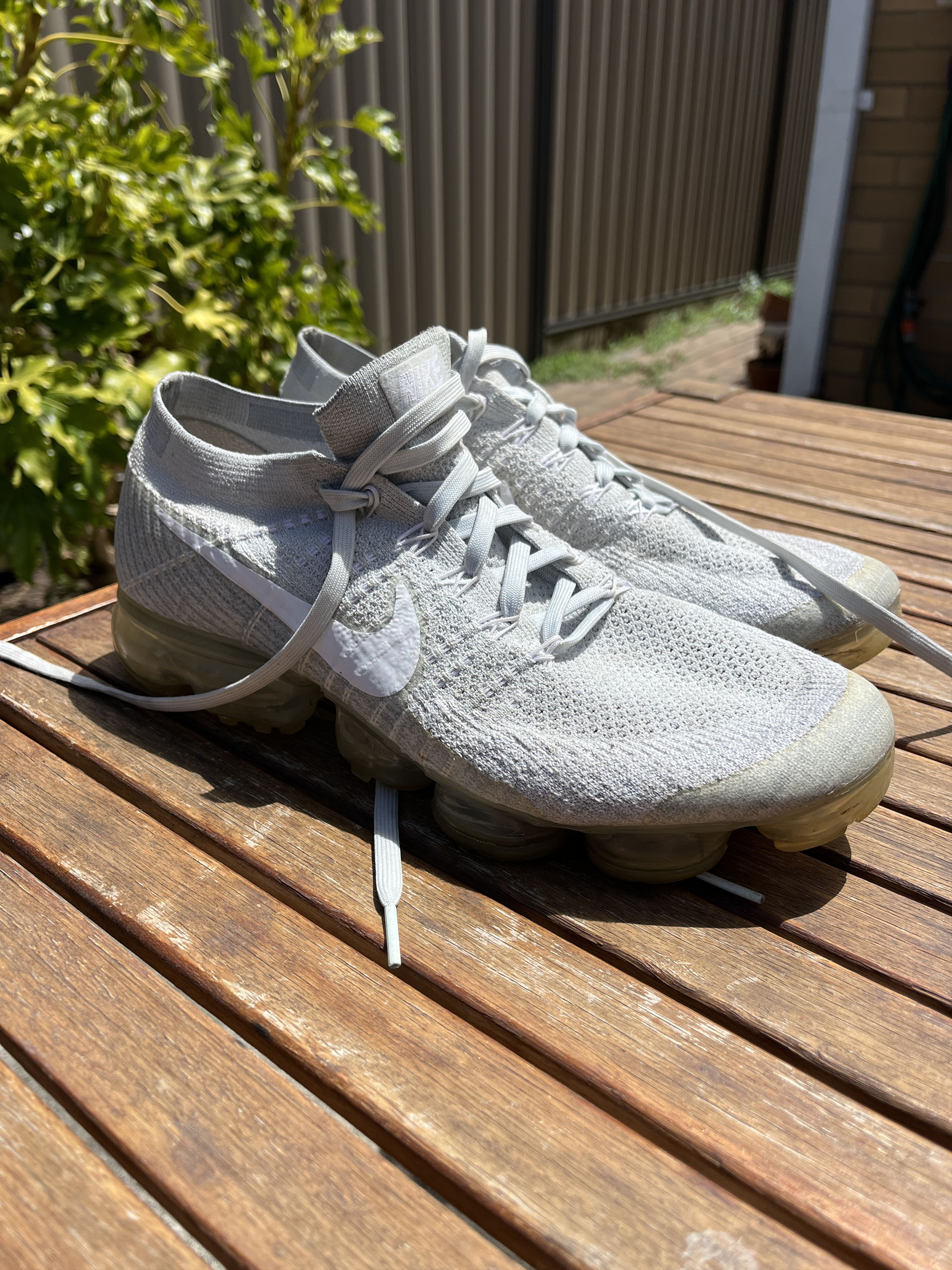Nike 2017 Nike Vapormax "Triple White" US 10 Size US 10 / EU 43 - 2 Thumbnail