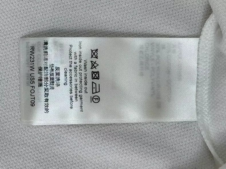 Louis Vuitton Louis Vuitton short sleeves Size XS / US 0-2 / IT 36-38 - 8 Thumbnail