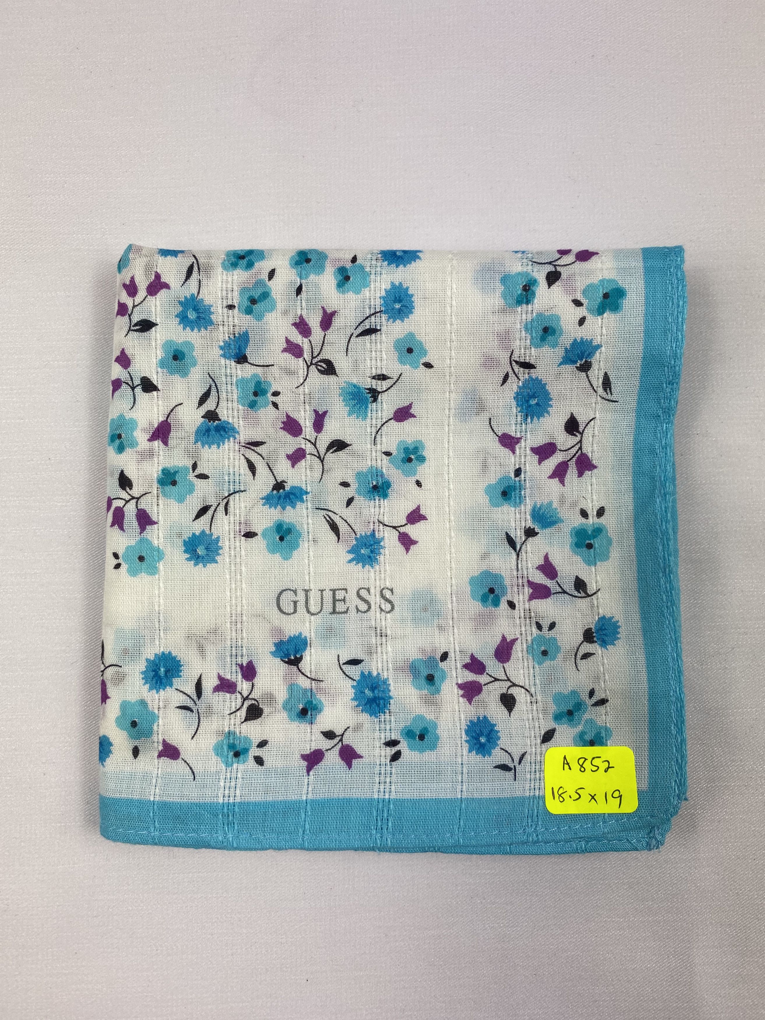 Guess × Vintage Guess Handkerchief / Bandana / Neckerchief Size ONE SIZE - 6 Thumbnail