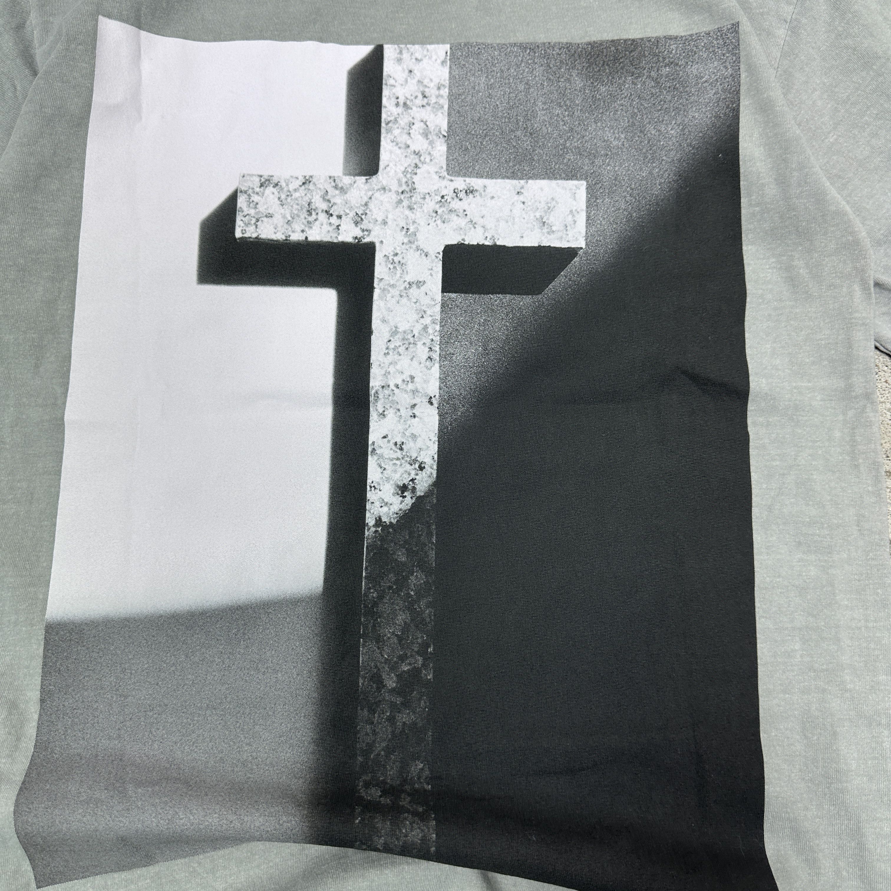 Pleasures Vintage Streetwear Pleasures Robert Mapplethorpe T-shirt 00s Size US S / EU 44-46 / 1 - 2 Thumbnail