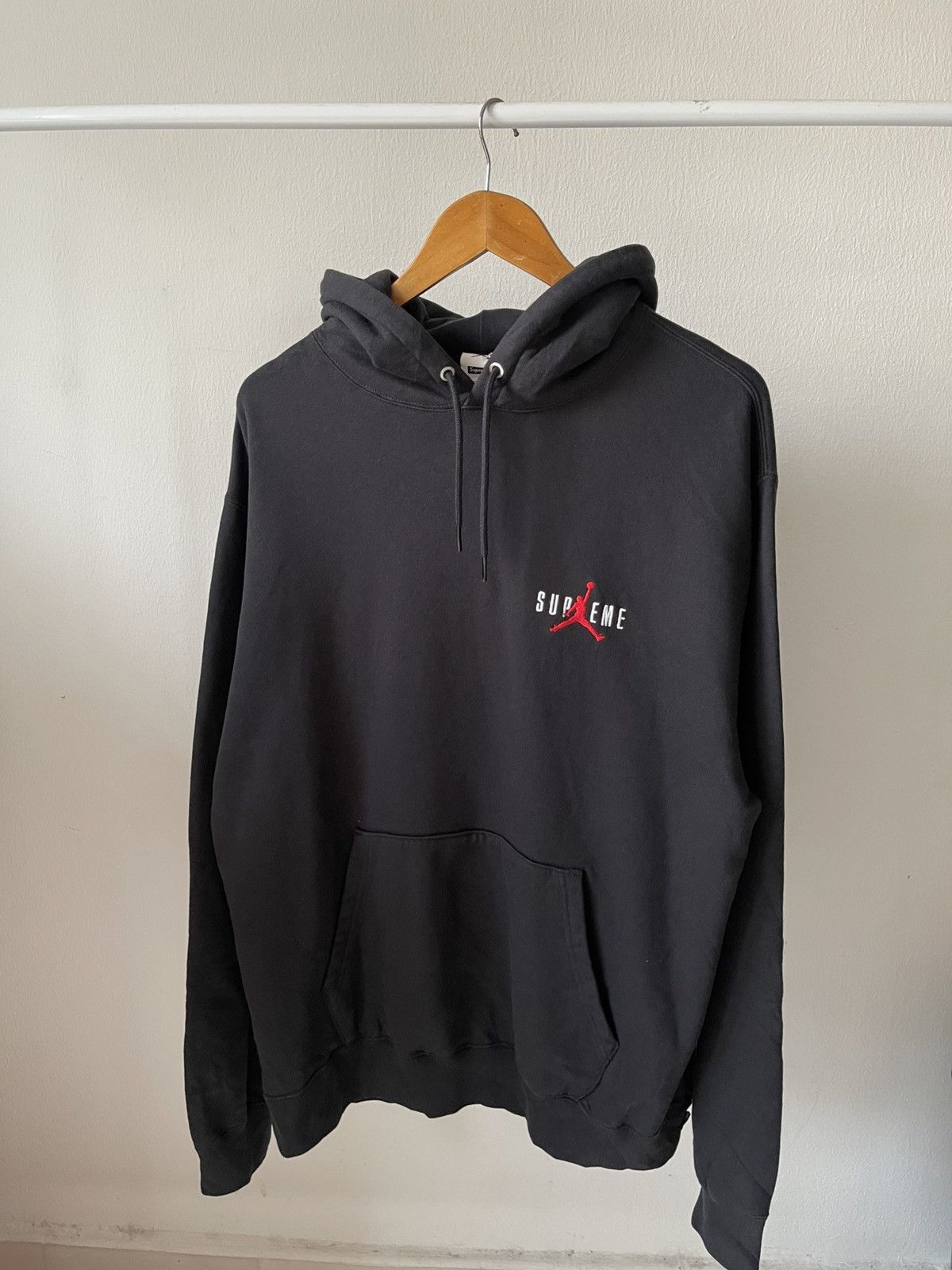 Jordan Brand × Supreme F/W 24 Supreme x Jordan Hoodie A2 Size US L / EU 52-54 / 3 - 2 Thumbnail