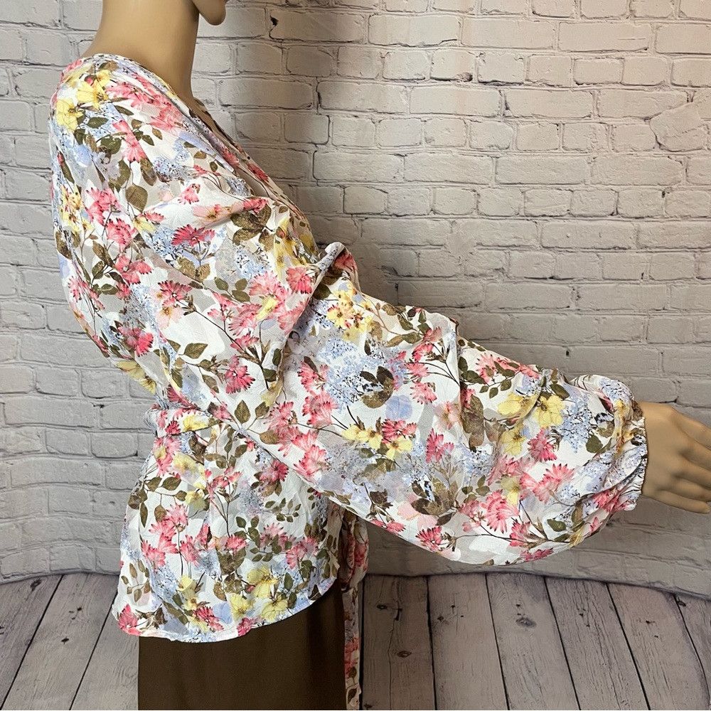 Other New Lane Bryant Classic Crop Sheer Full-Wrap Floral Long Sl Size 3XL / US 20-22 - 3 Thumbnail