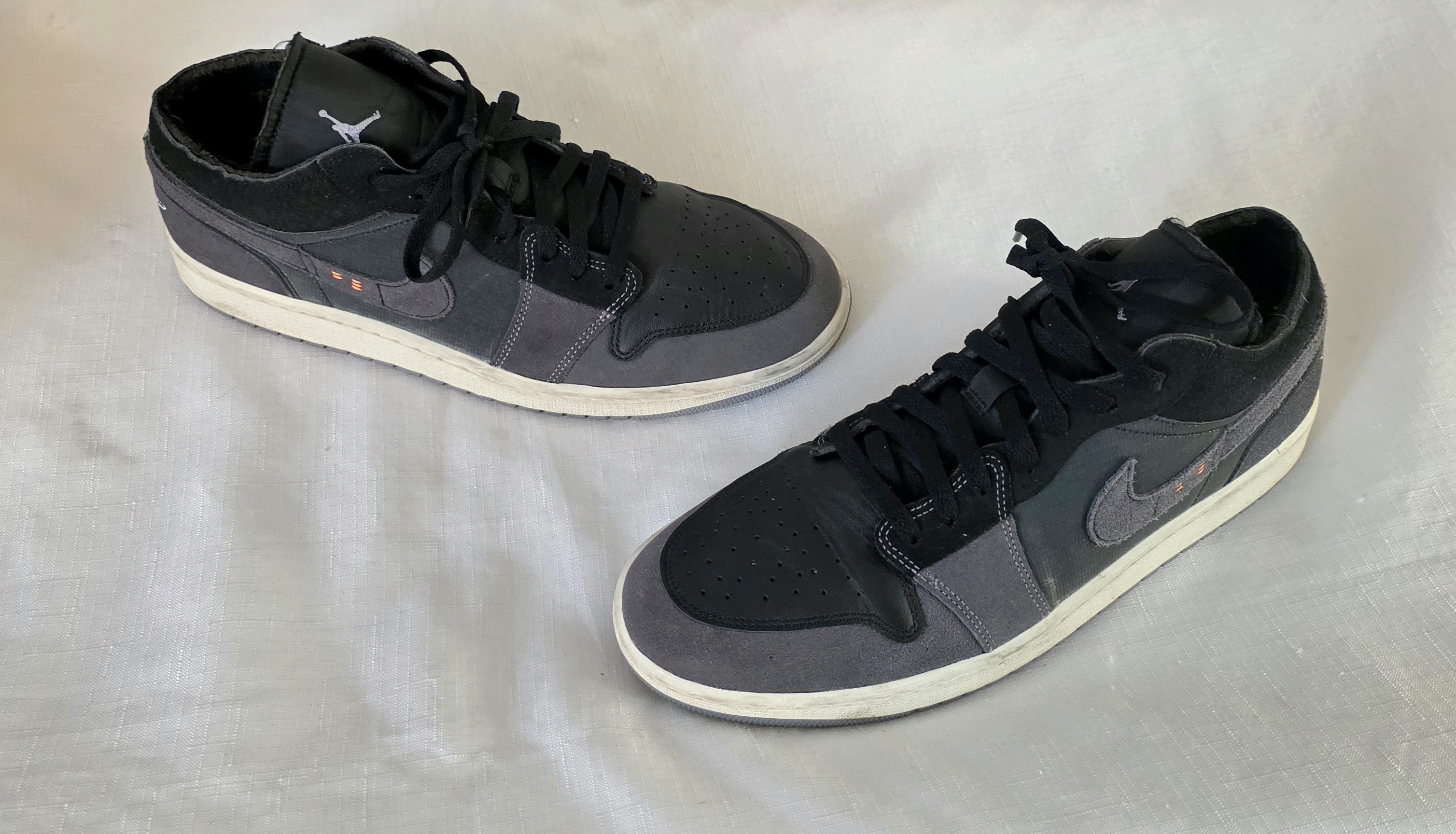 Jordan Brand Nike X Air Jordan 1 Low SE Craft 'Inside Out" Black Gray 12 Size US 12 / EU 45 - 2 Thumbnail
