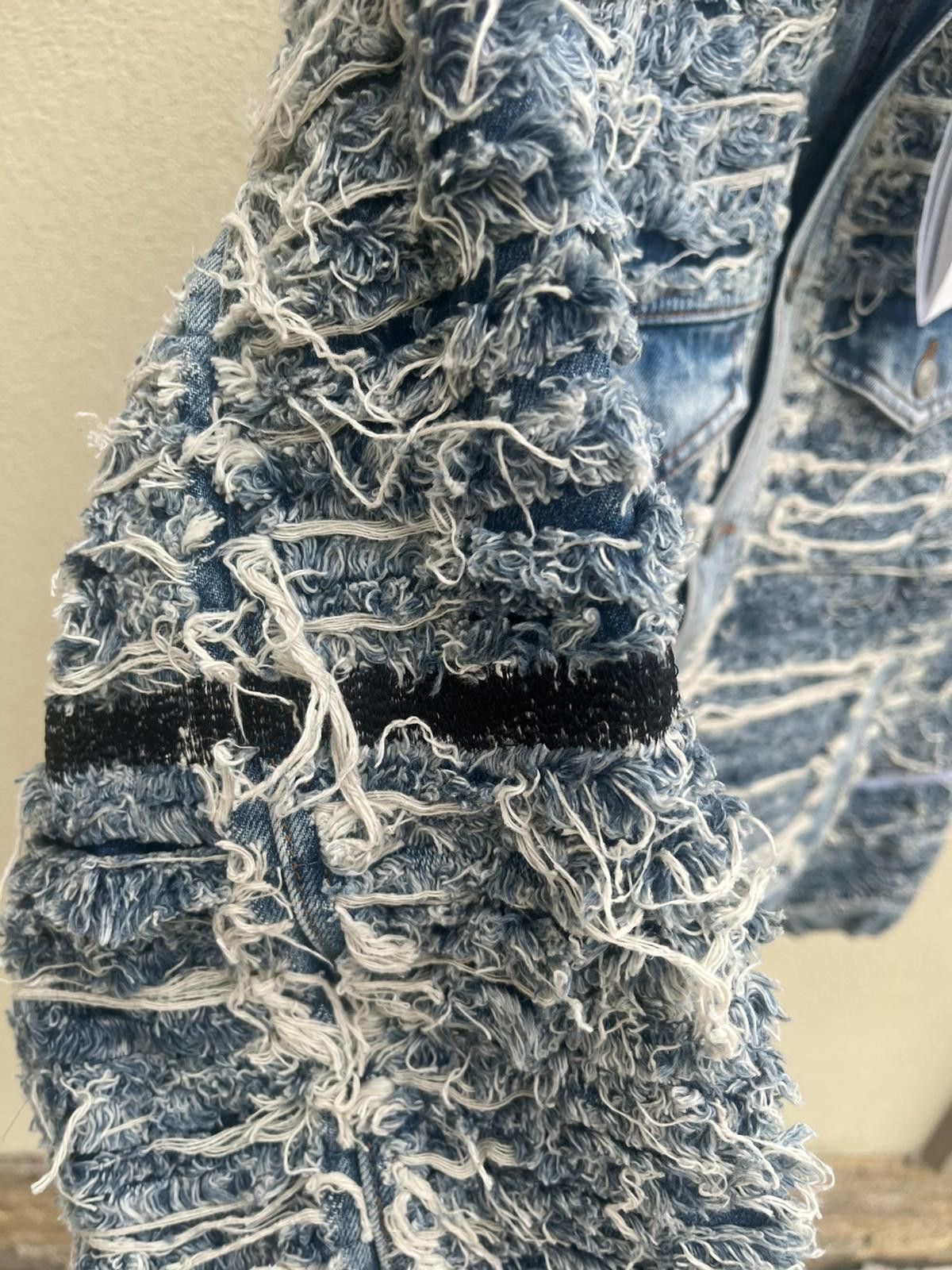 Alyx × Blackmeans Distressed Denim Jacket in Blue Size US XL / EU 56 / 4 - 6 Thumbnail