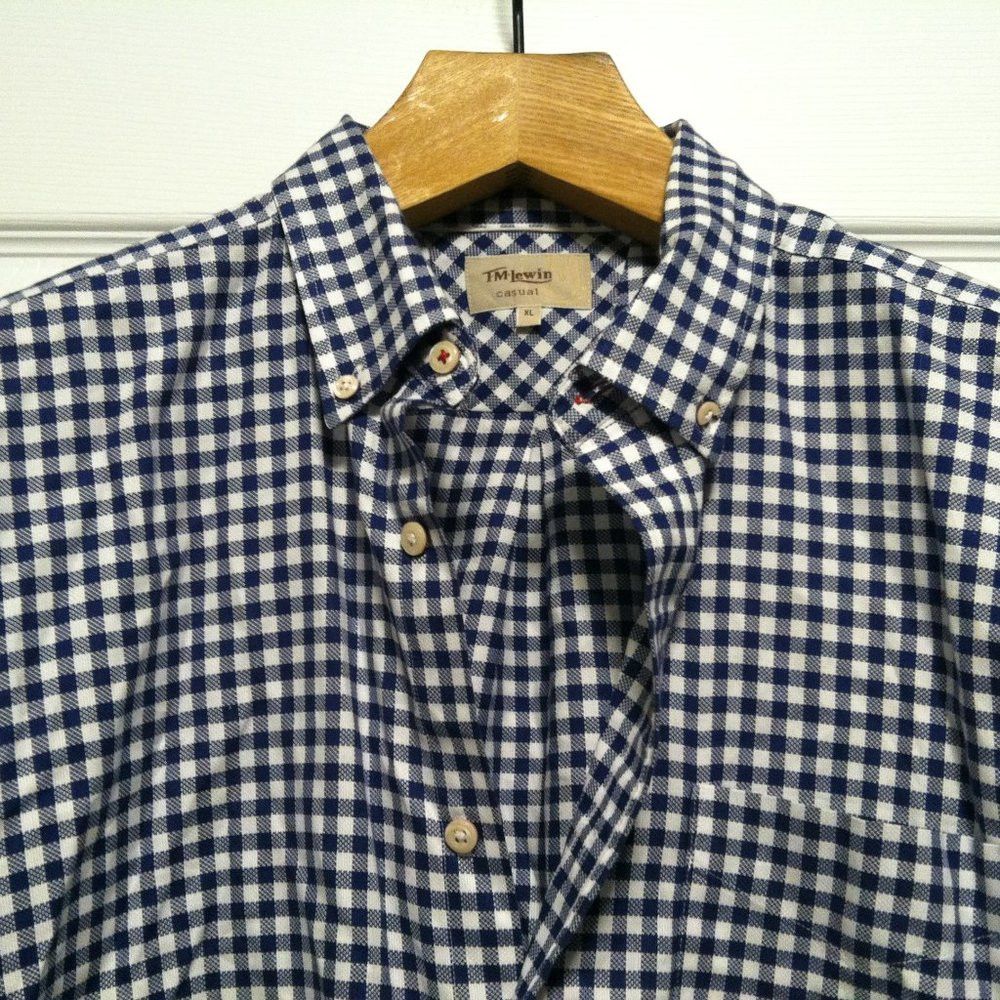 T.M. Lewin T.M.LEWIN MENS BLUE COTTON CASUAL SHIRT SIZE: XL Size US XL / EU 56 / 4 - 1 Thumbnail