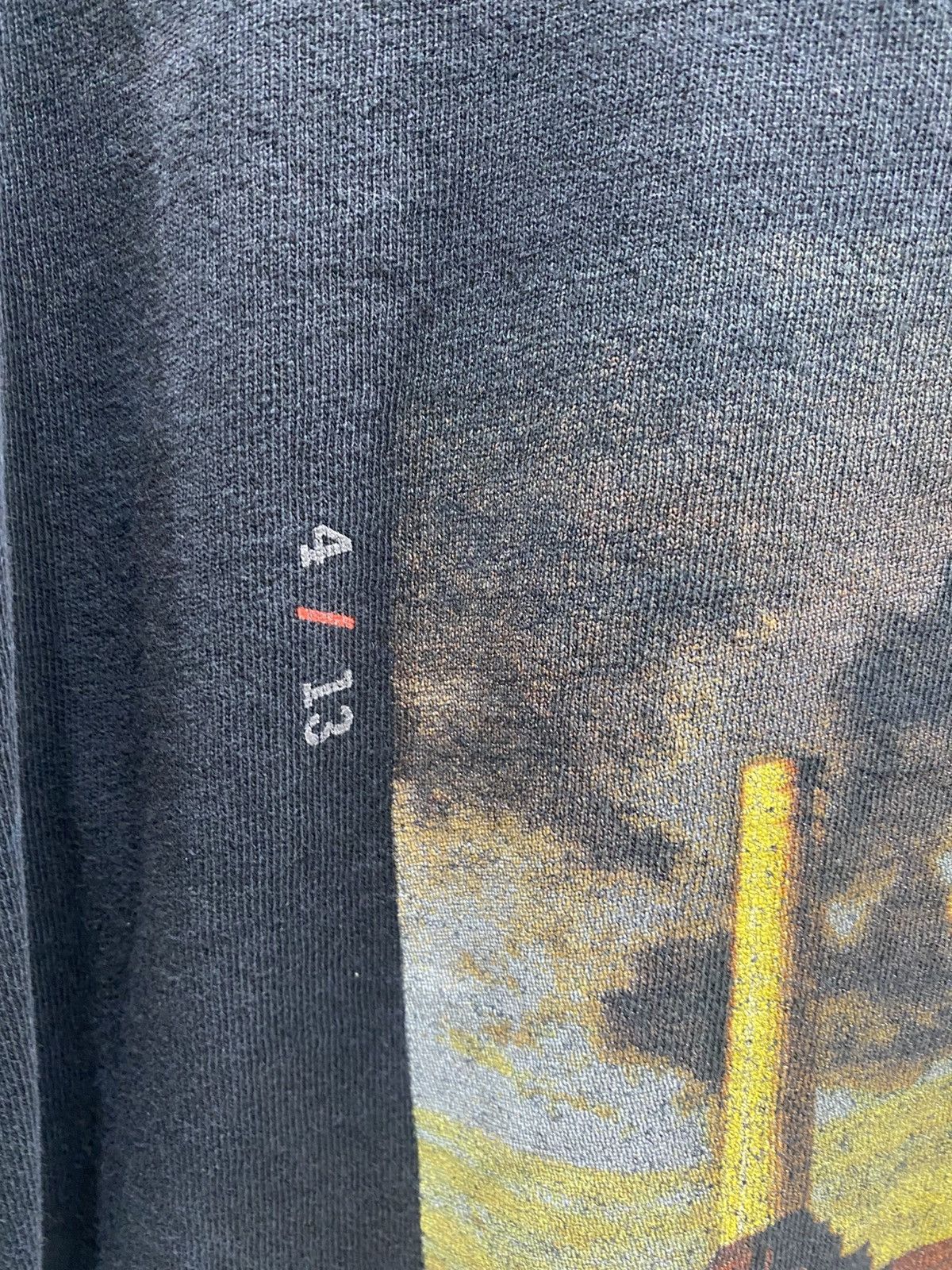 Band Tees DISTRESSED PINK FLOYD ANIMALS TSHIRT Size US L / EU 52-54 / 3 - 5 Thumbnail