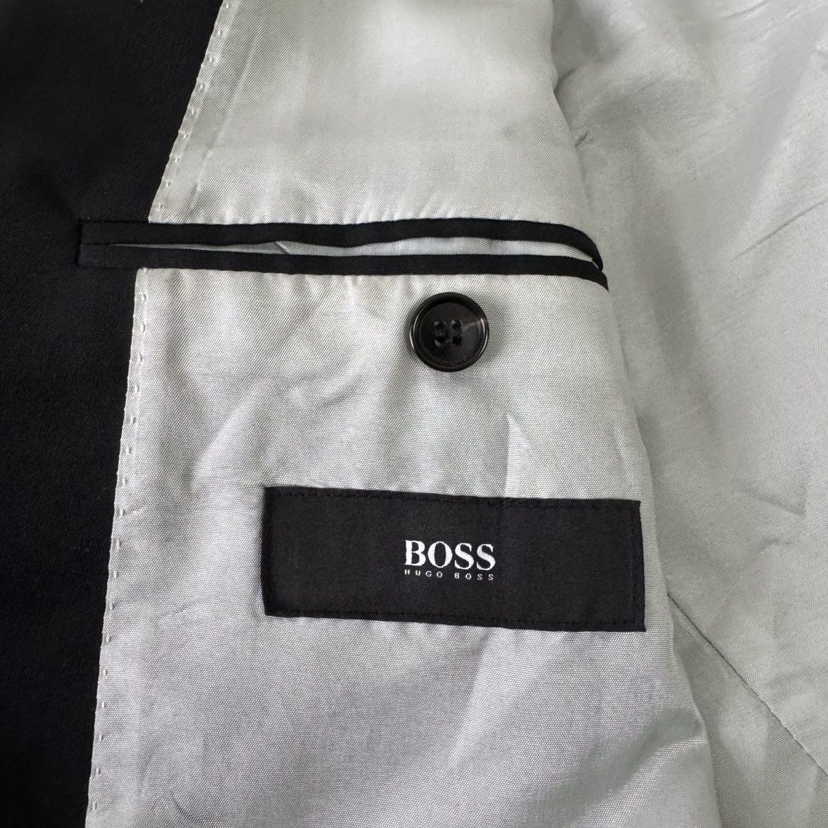 Hugo Boss Blazer Hugo Boss mans size L made in usa Size 42L - 10 Thumbnail