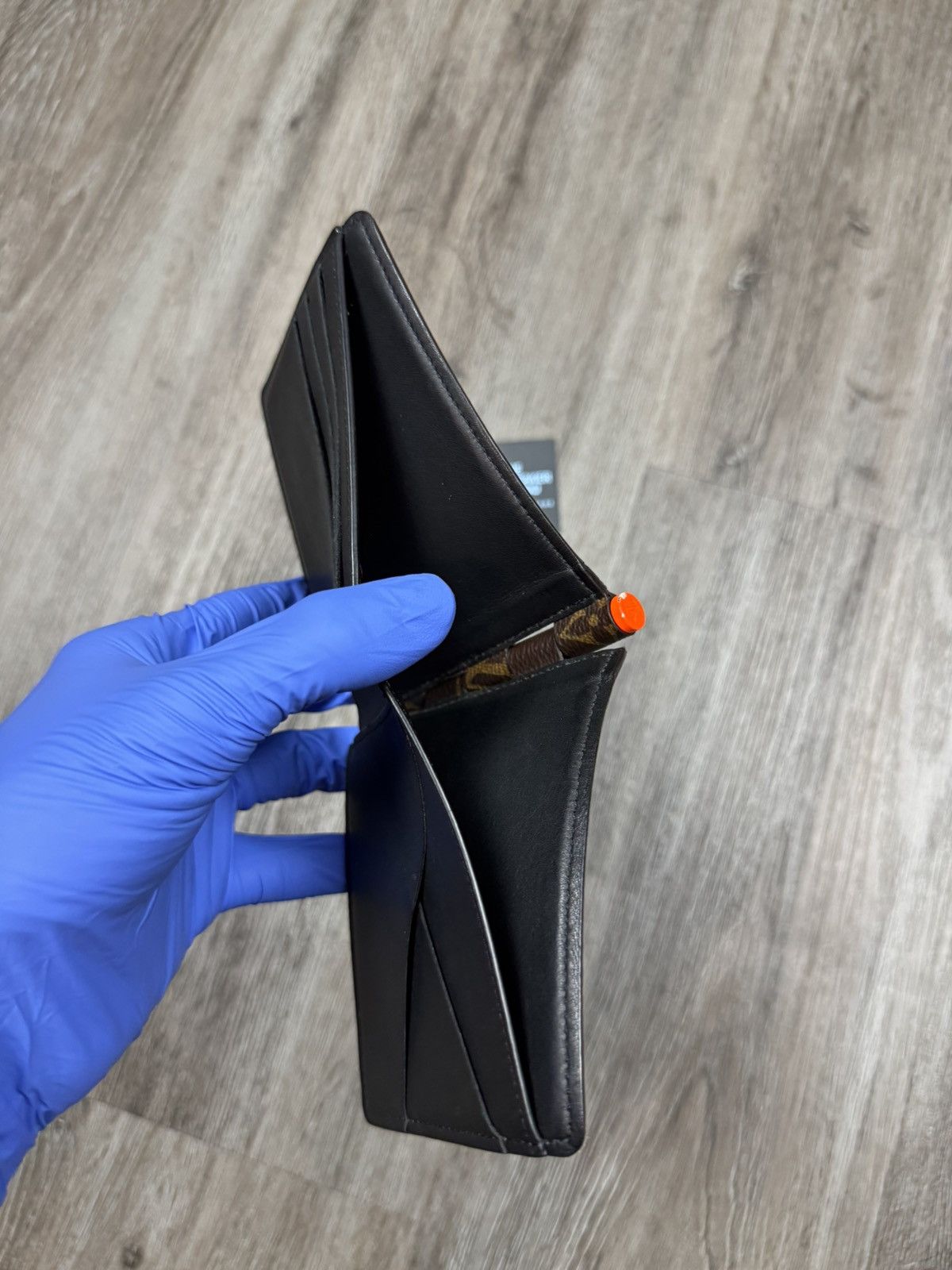 Louis Vuitton Louis Vuitton Virgil Multiple Wallet Monogram Solar Ray Size ONE SIZE - 14 Thumbnail
