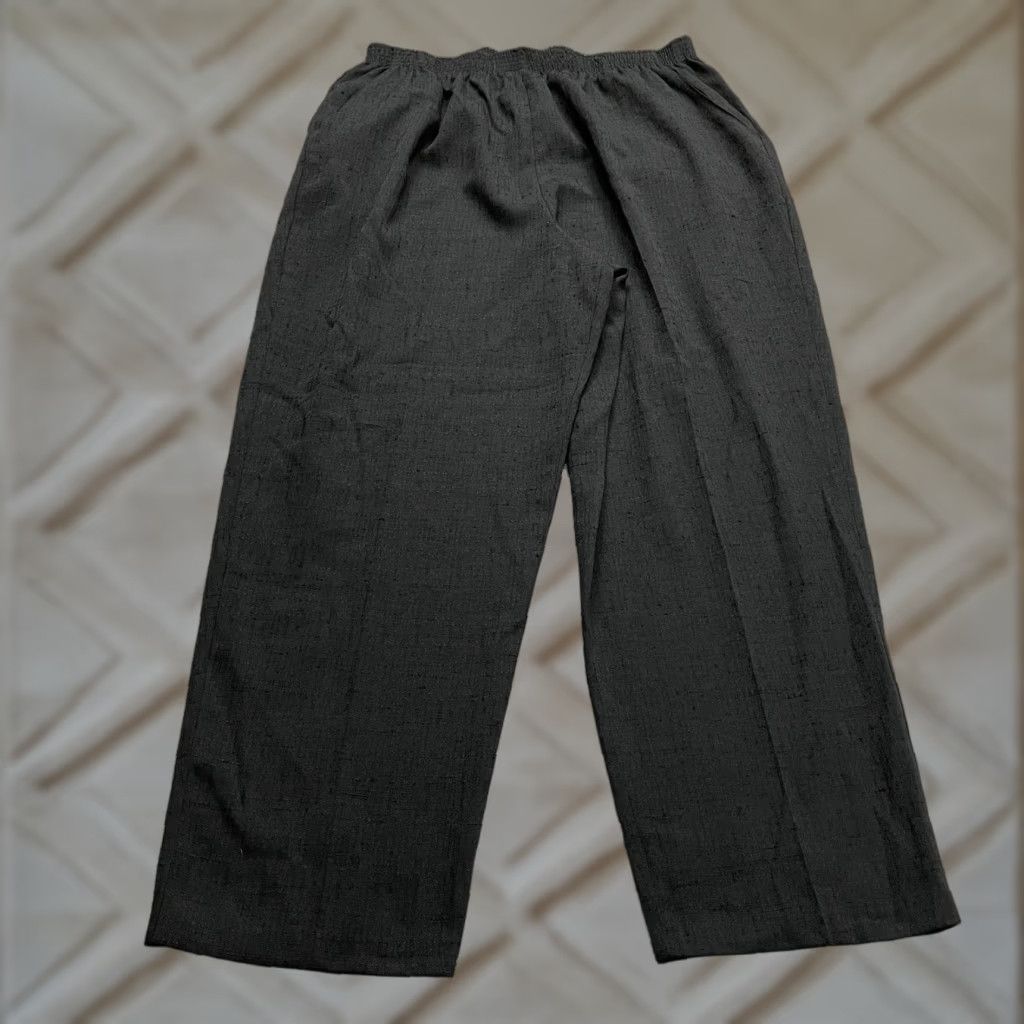 Vintage Briggs Dress Pants Women 22W Black Tapered Leg High Rise Elastic Waist 34x29 Size 40" / US 18 - 1 Thumbnail