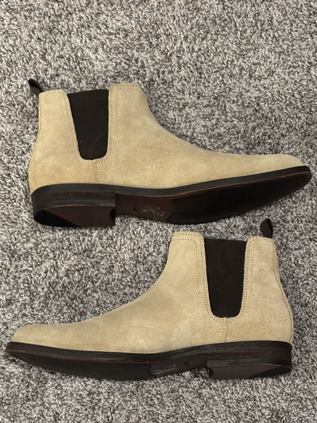 Aldo Aldo Chelsea boots suede light brown Size US 9 / EU 42 - 2 Thumbnail
