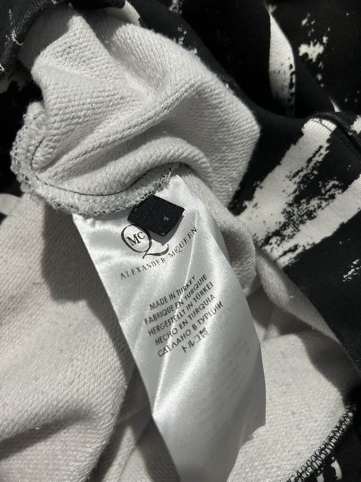 Alexander McQueen × MCQ × McQ Alexander McQueen Alexander McQueen Crazy Full Print Hoodie ☠️ Size US S / EU 44-46 / 1 - 9 Thumbnail