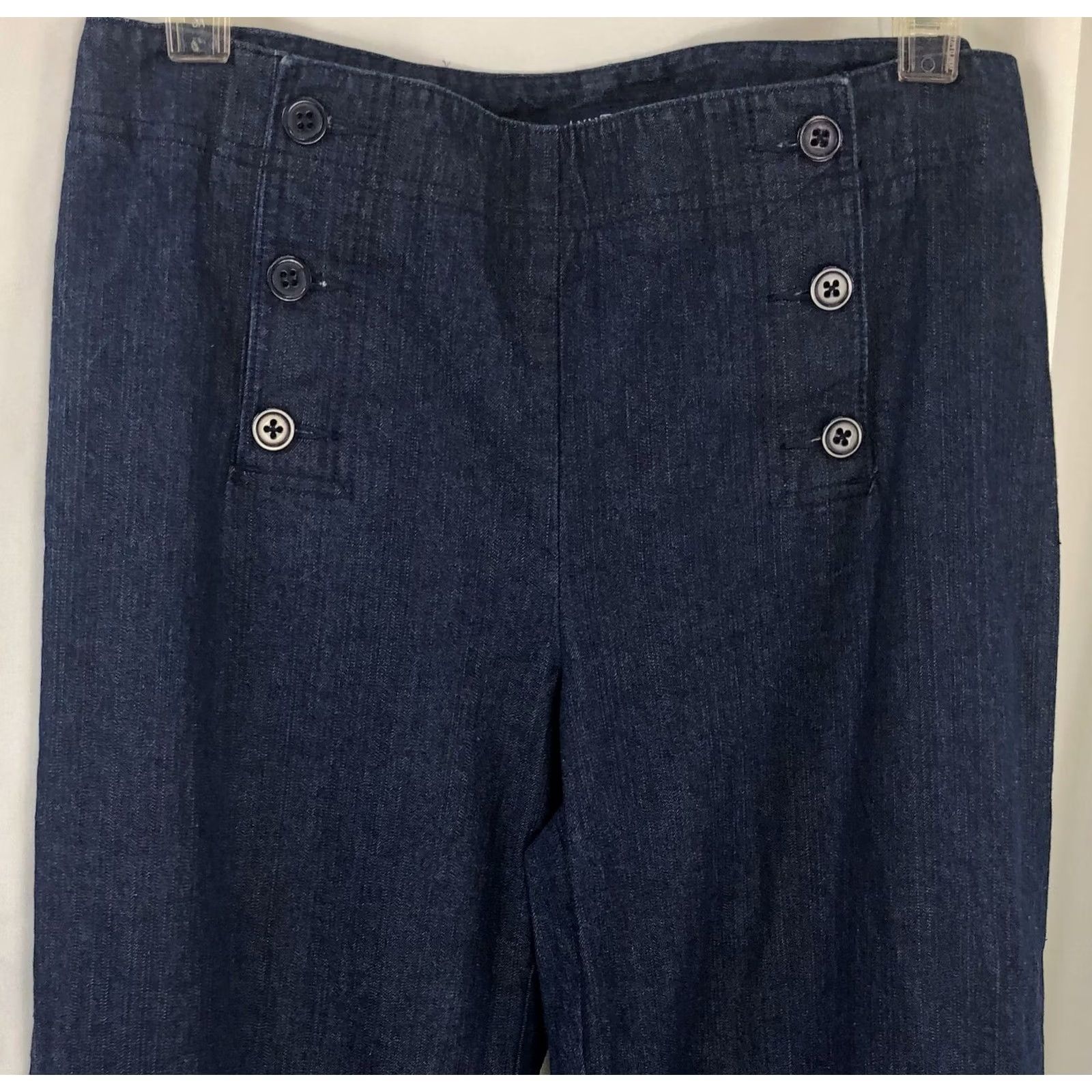 Ann Taylor New title: Ann Taylor jeans 6 DK wash denim flare 30"W 31"IN Button Panels Y2K Preppy Glam Size 28" / US 6 / IT 42 - 3 Thumbnail