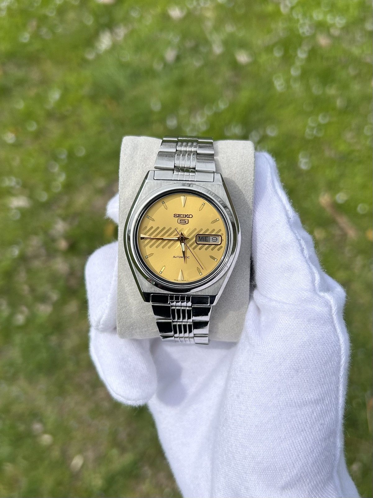 Seiko 5 Watch Automatic Mechanical Japan Made 2000's in Gold, Men's