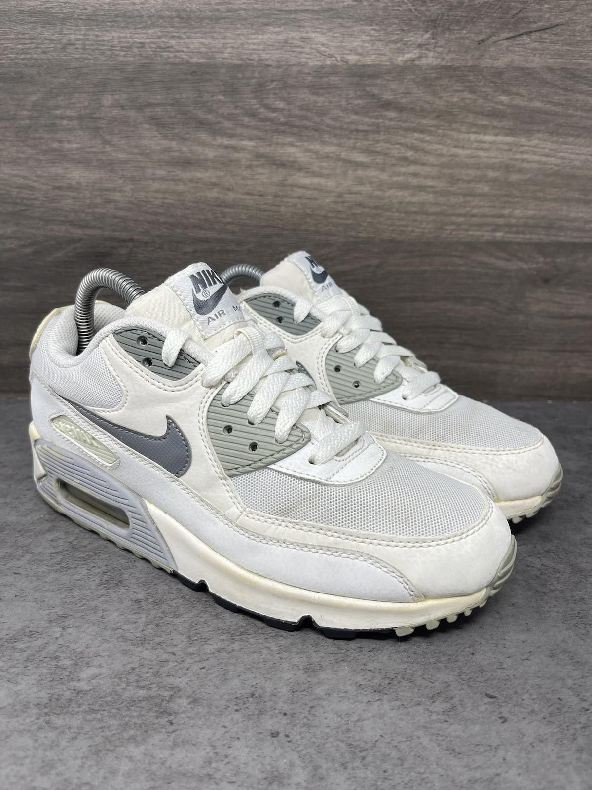 Nike Nike Air Max 90 Sneakers Womens Size 7.5 White Grey Size US 7.5 / IT 37.5 - 4 Thumbnail