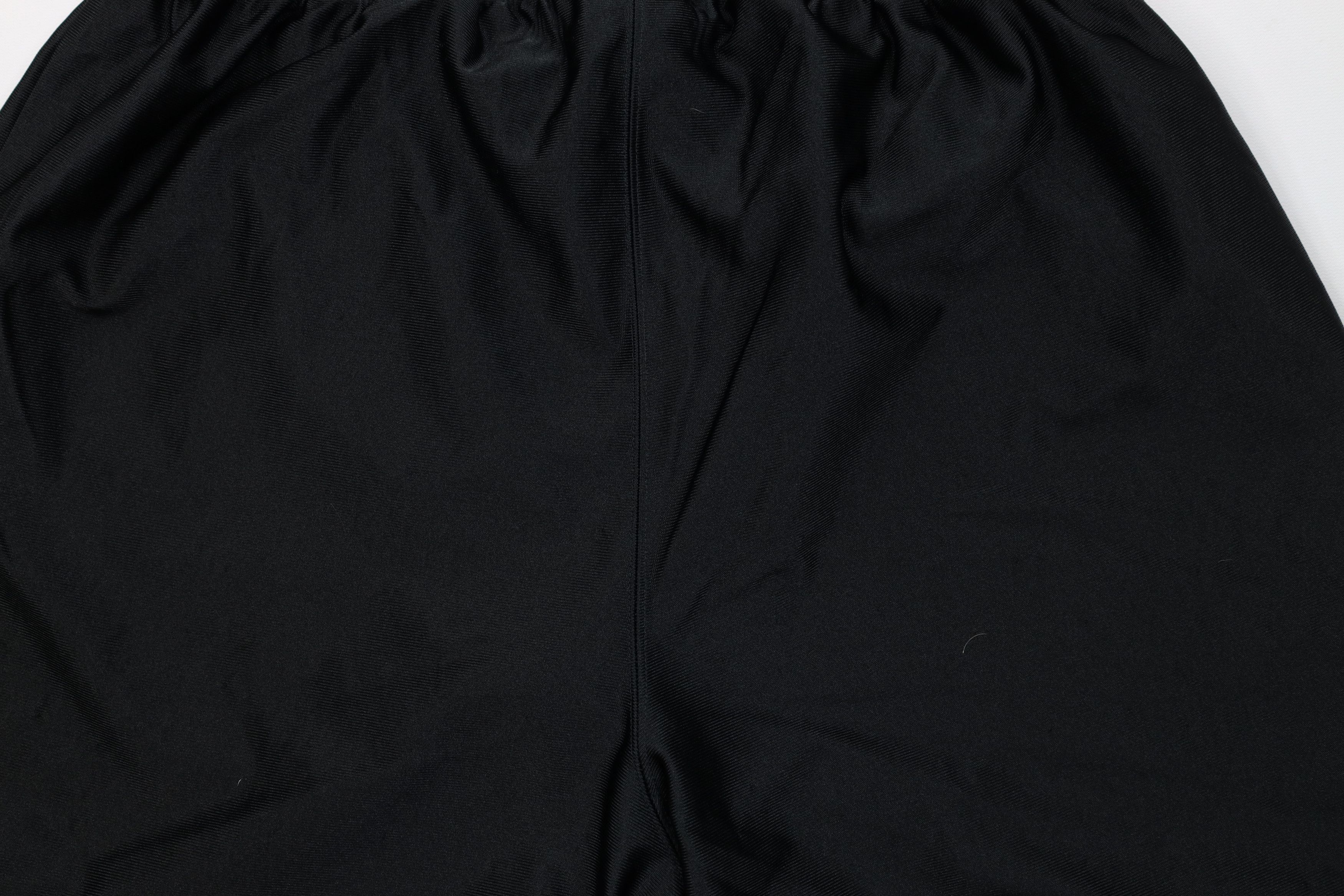 Vintage Vintage 90s Y2K Streetwear Above Knee Silky Shorts Black Size US 34 / EU 50 - 9 Thumbnail